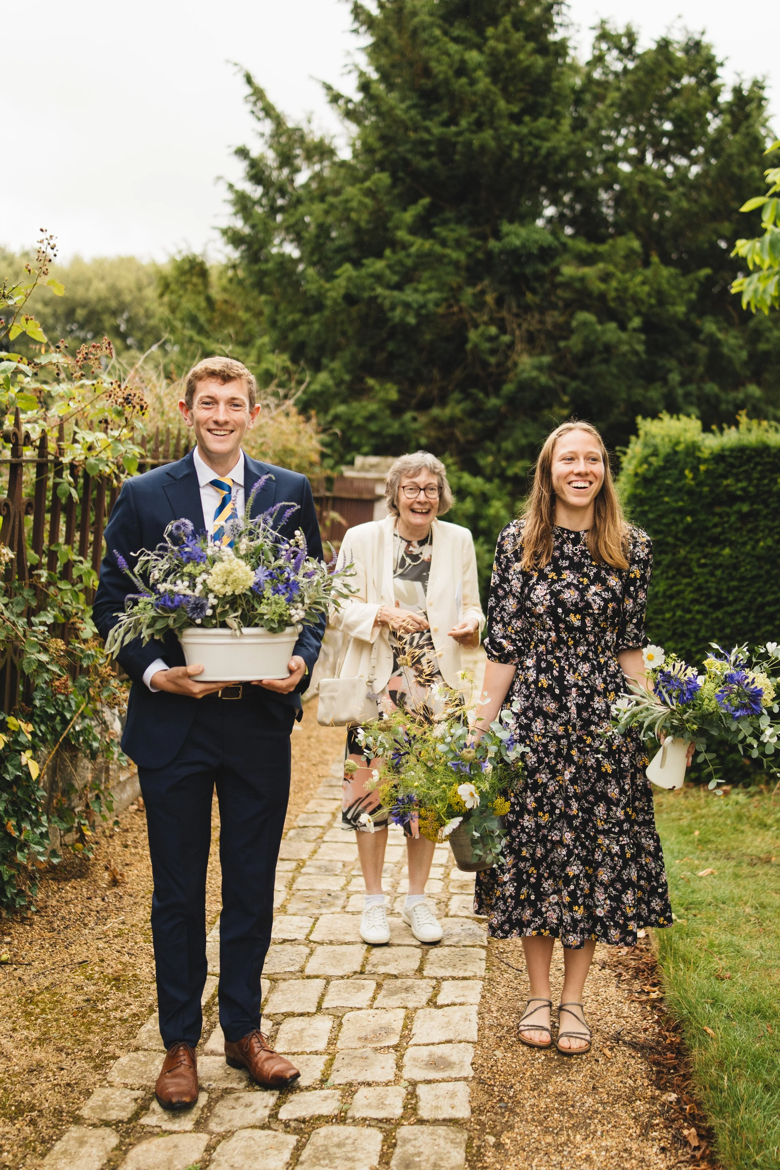 042_wimpole-gardens-longstowe-hall-cambridge-wedding-photography_cat-lane-photo.jpg