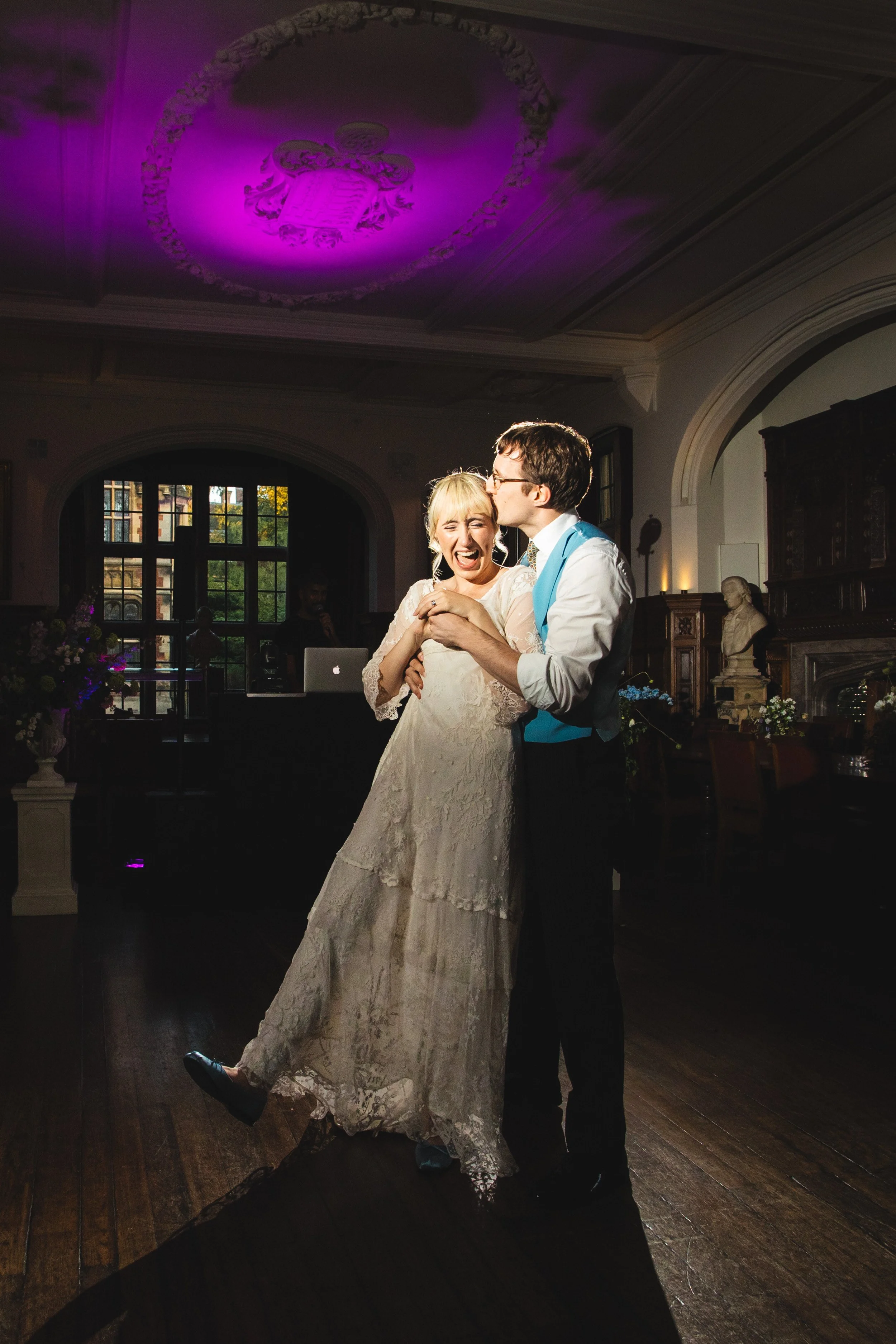 100_pembroke-college-chapel-cambridge-wedding-photography_cat-lane-photo.jpg
