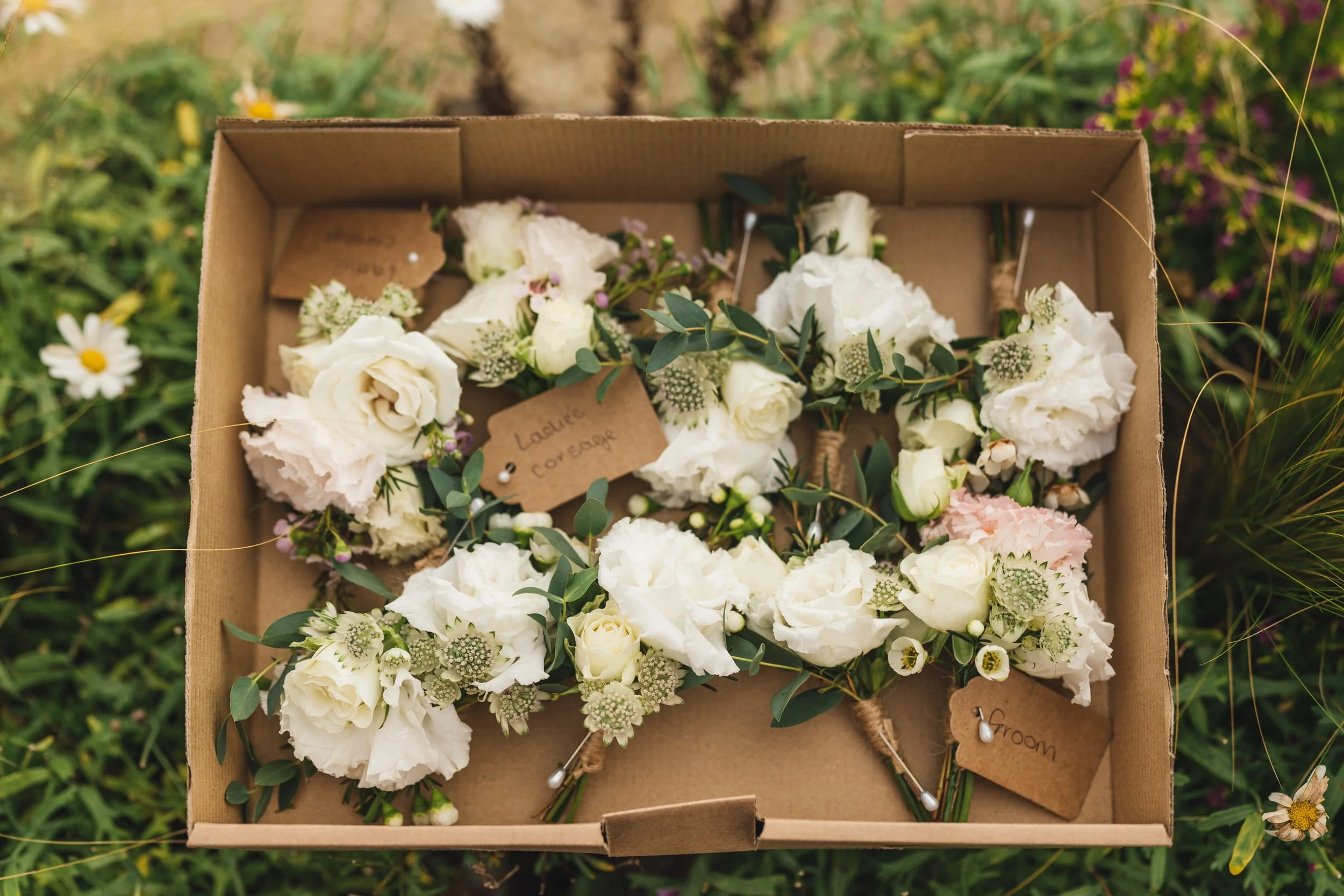 011_outdoor-ceremony-huntsmill-farm-wedding-photography_cat-lane-photo.jpg