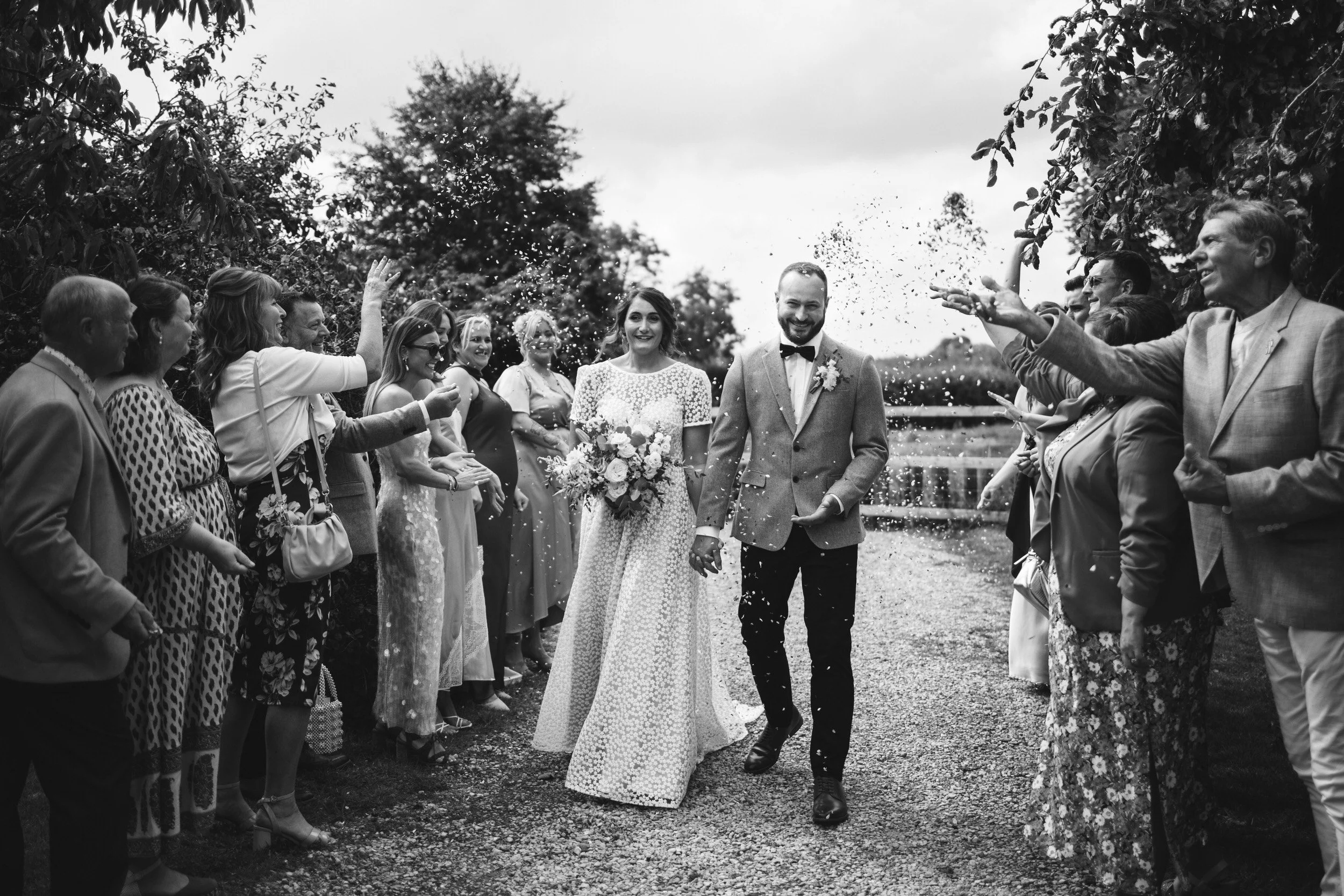 038_outdoor-ceremony-huntsmill-farm-wedding-photography_cat-lane-photo.jpg