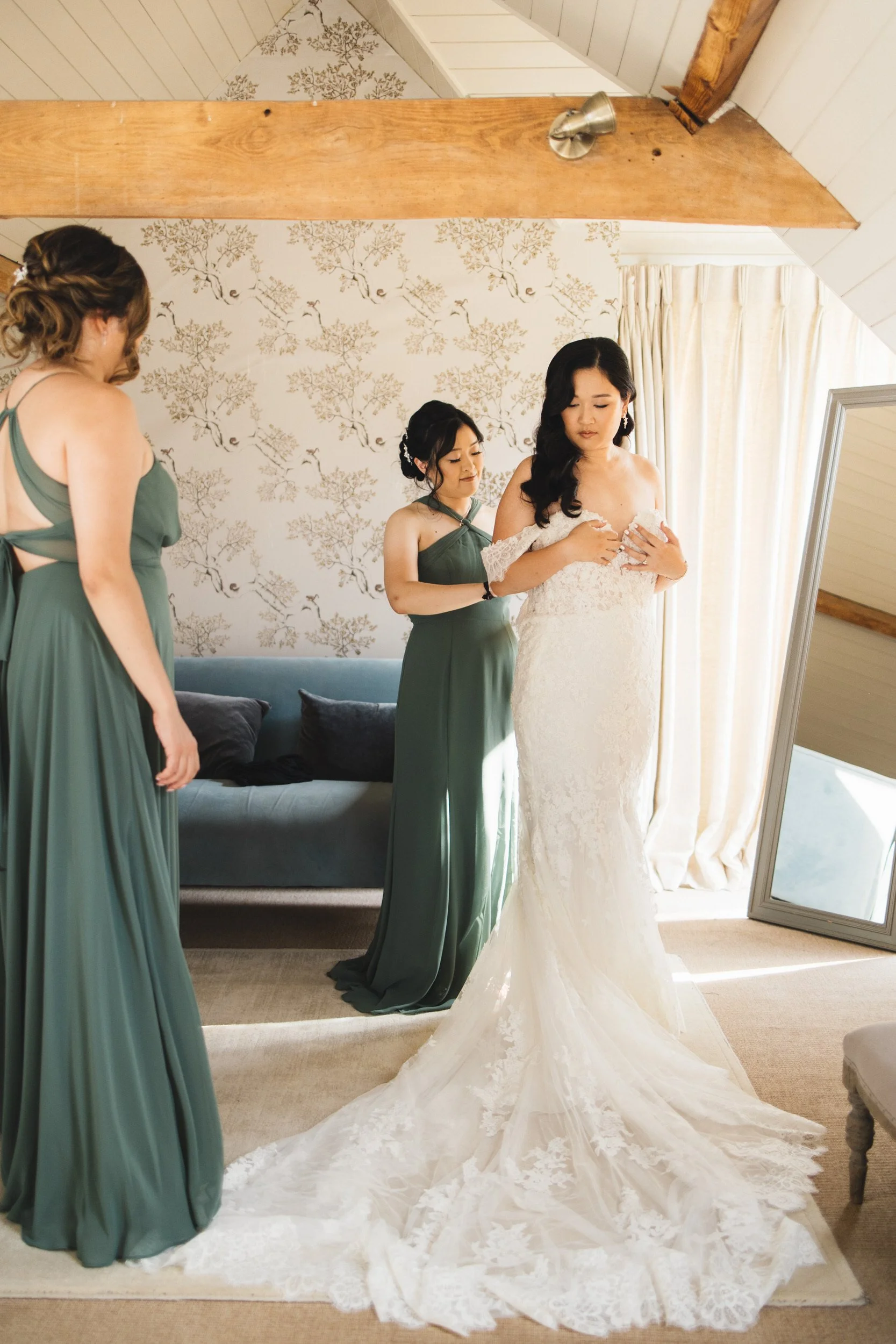 19__celebrant-outdoor-wedding-south-farm-hertfordshire.jpg