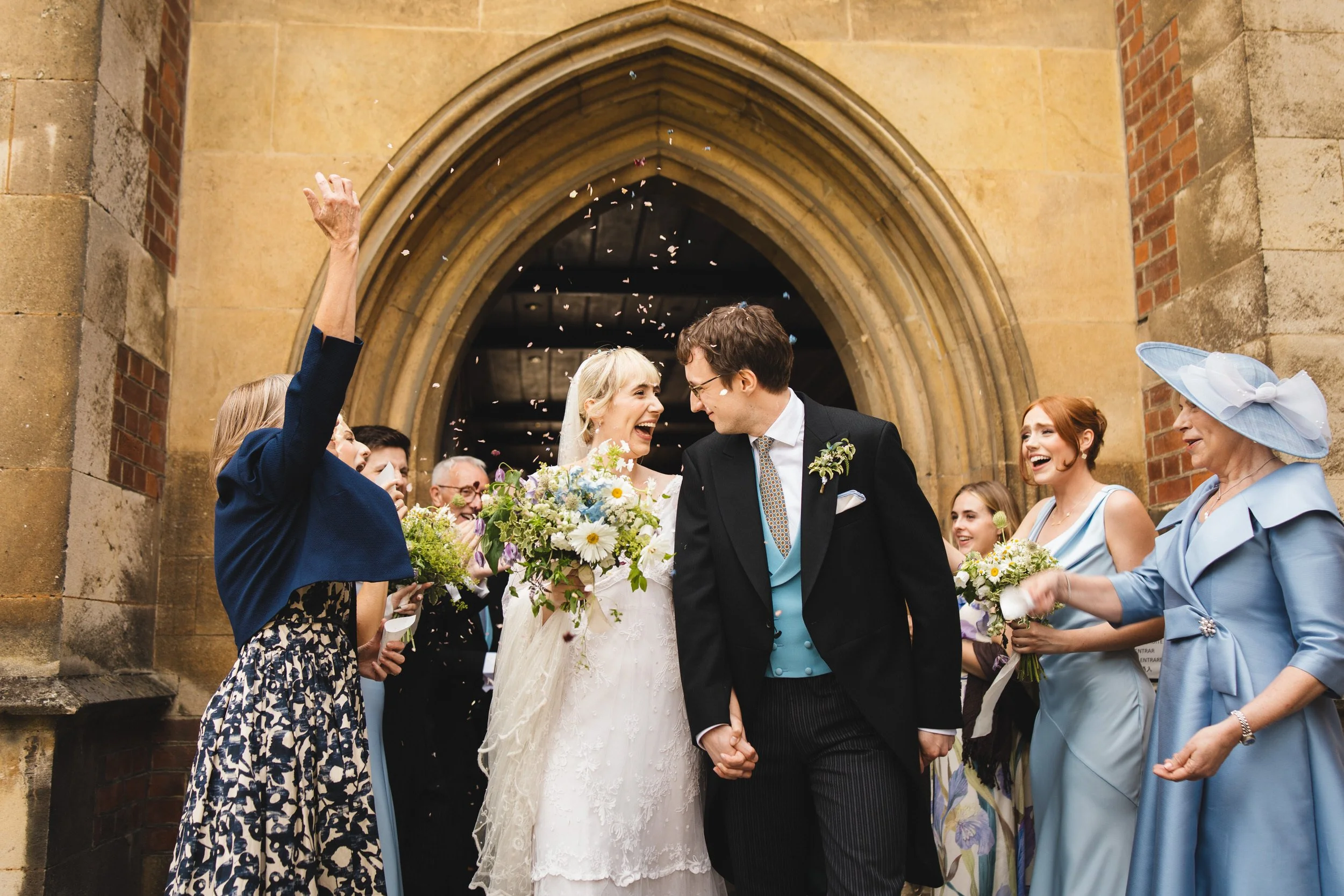 061_pembroke-college-chapel-cambridge-wedding-photography_cat-lane-photo.jpg