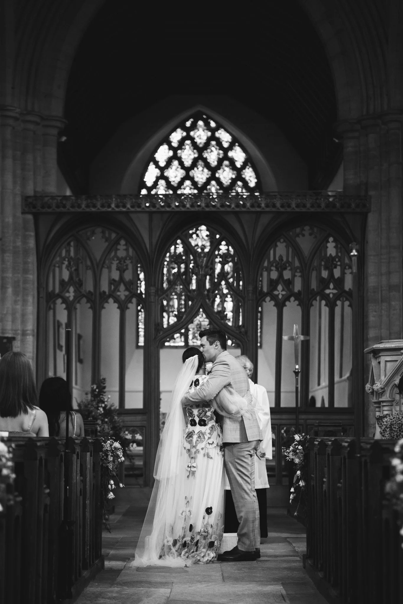 031_the-sun-felmersham-bedfordshire-micro-wedding-photography.jpg