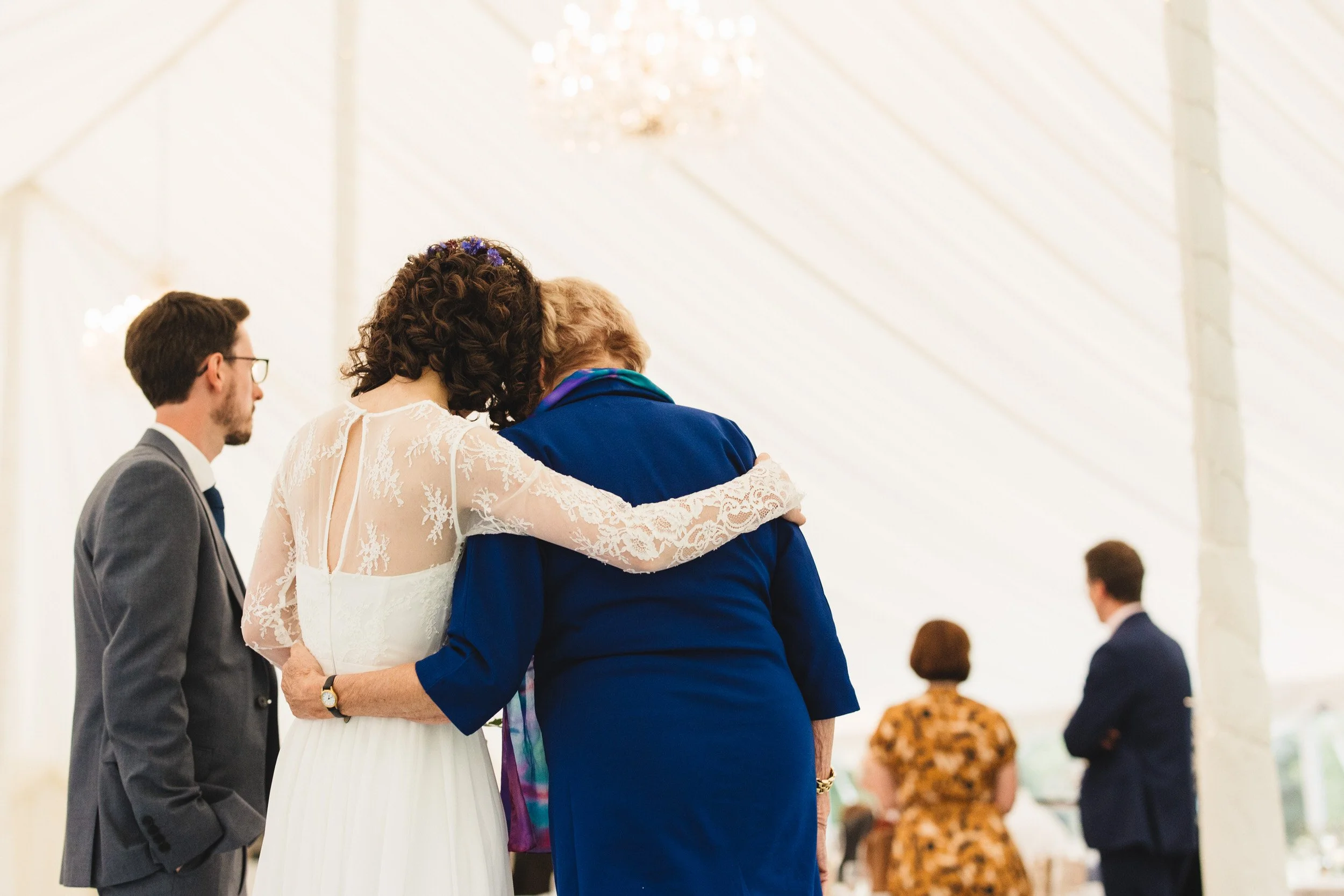 077_wimpole-gardens-longstowe-hall-cambridge-wedding-photography_cat-lane-photo.jpg