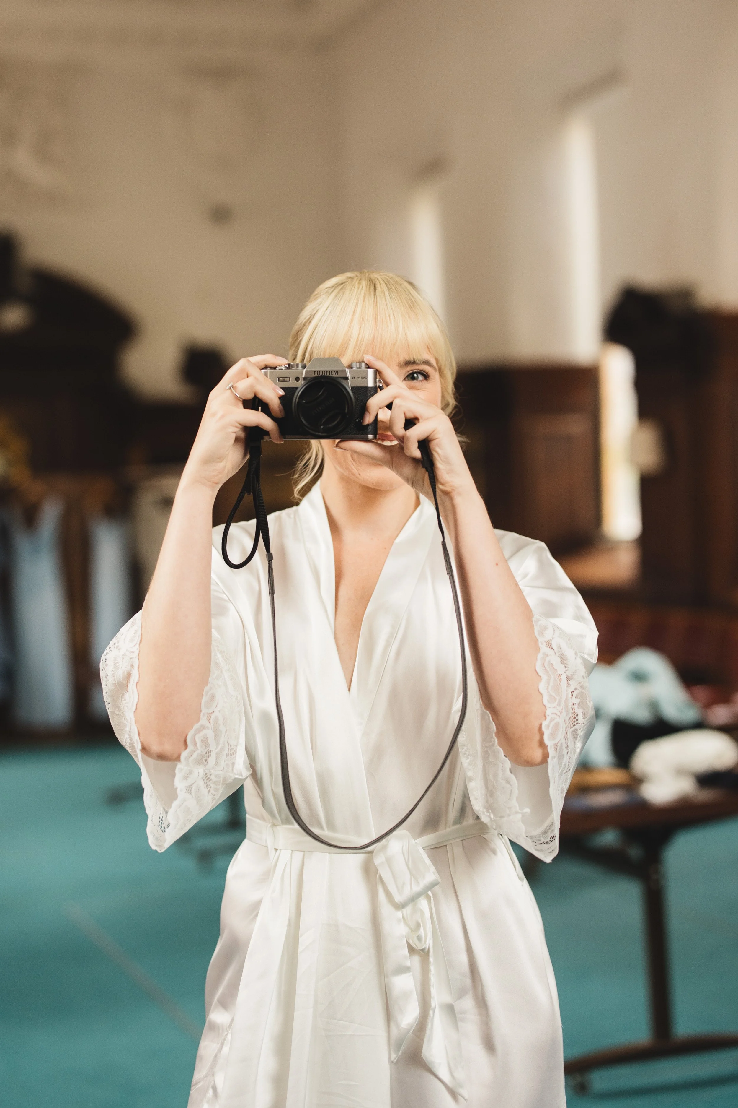 009_pembroke-college-chapel-cambridge-wedding-photography_cat-lane-photo.jpg