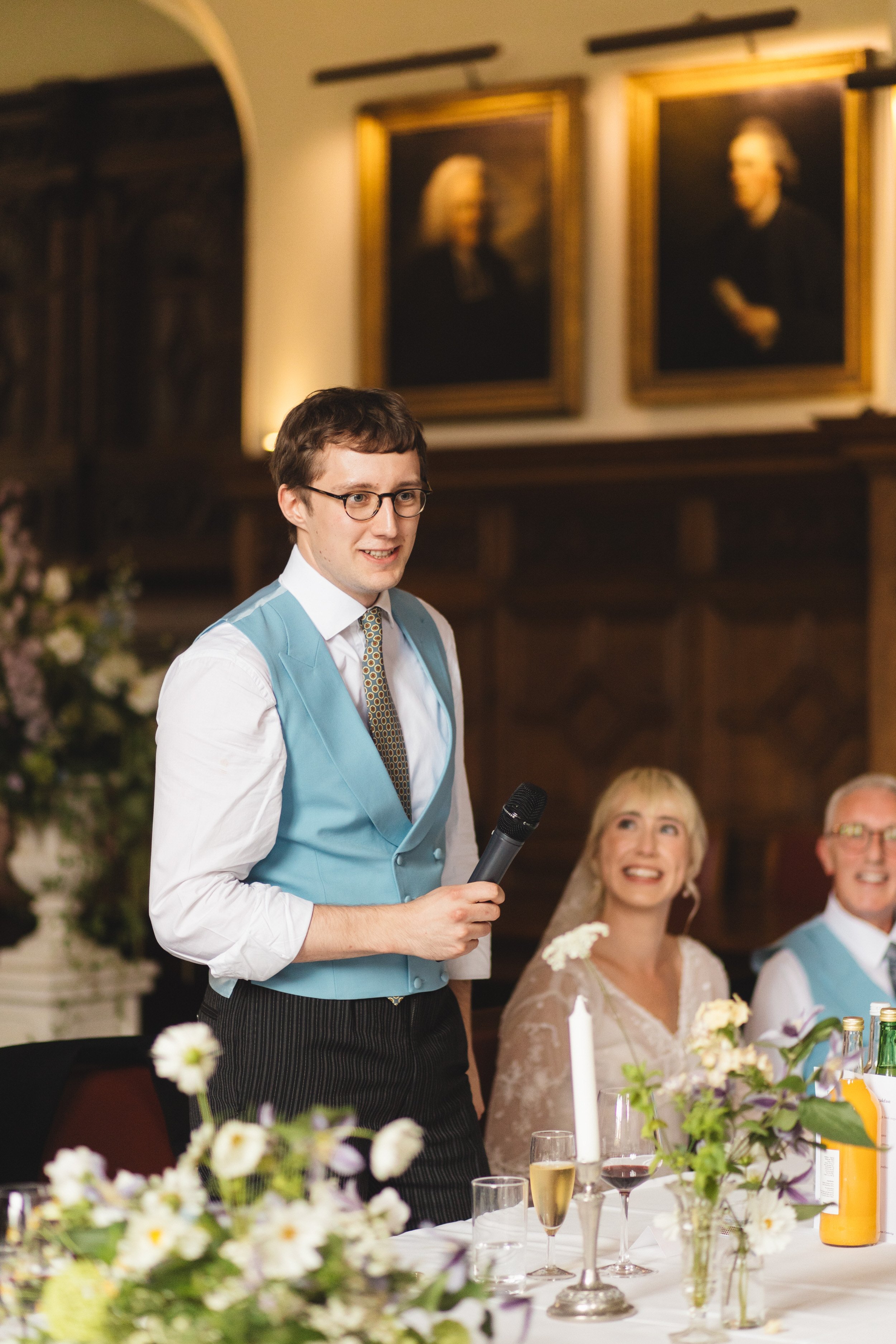 073_pembroke-college-chapel-cambridge-wedding-photography_cat-lane-photo.jpg