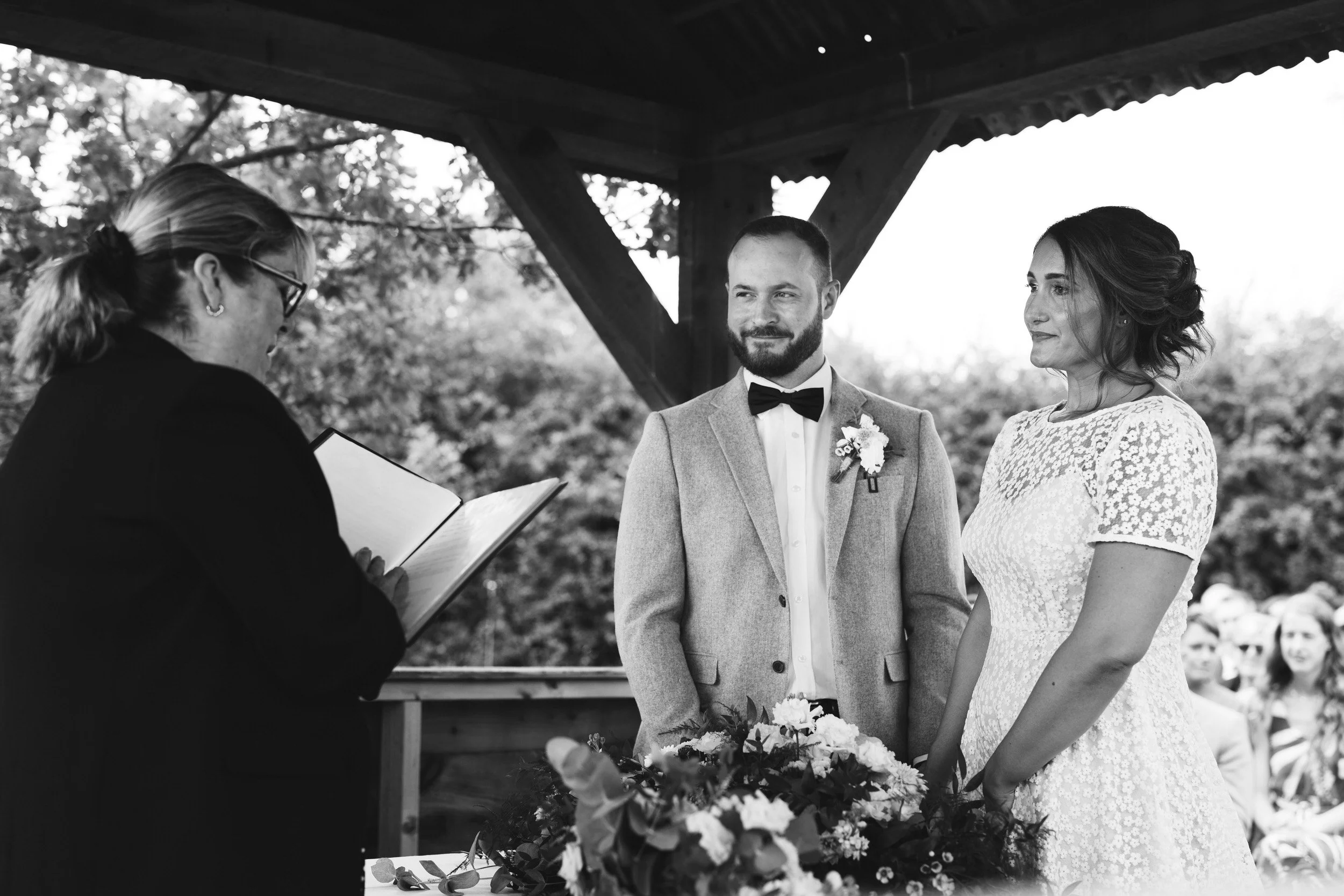 026_outdoor-ceremony-huntsmill-farm-wedding-photography_cat-lane-photo.jpg