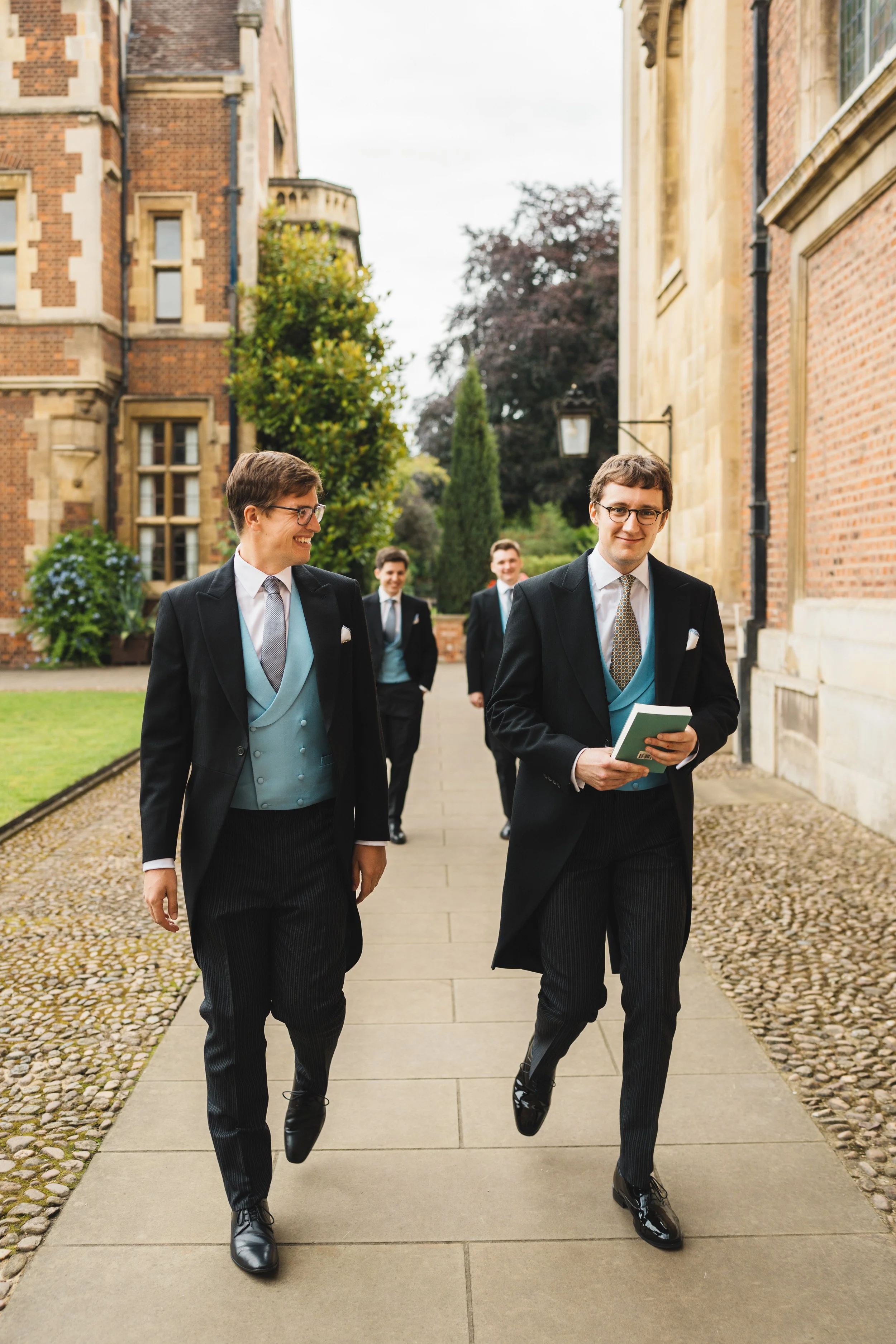 015_pembroke-college-chapel-cambridge-wedding-photography_cat-lane-photo.jpg