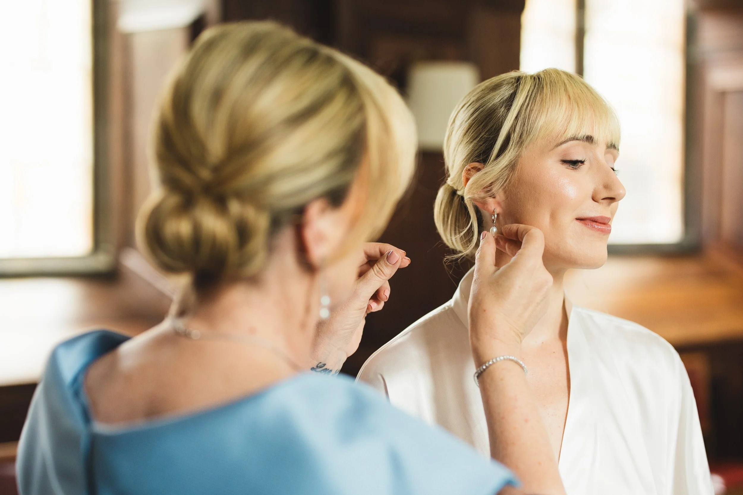 020_pembroke-college-chapel-cambridge-wedding-photography_cat-lane-photo.jpg