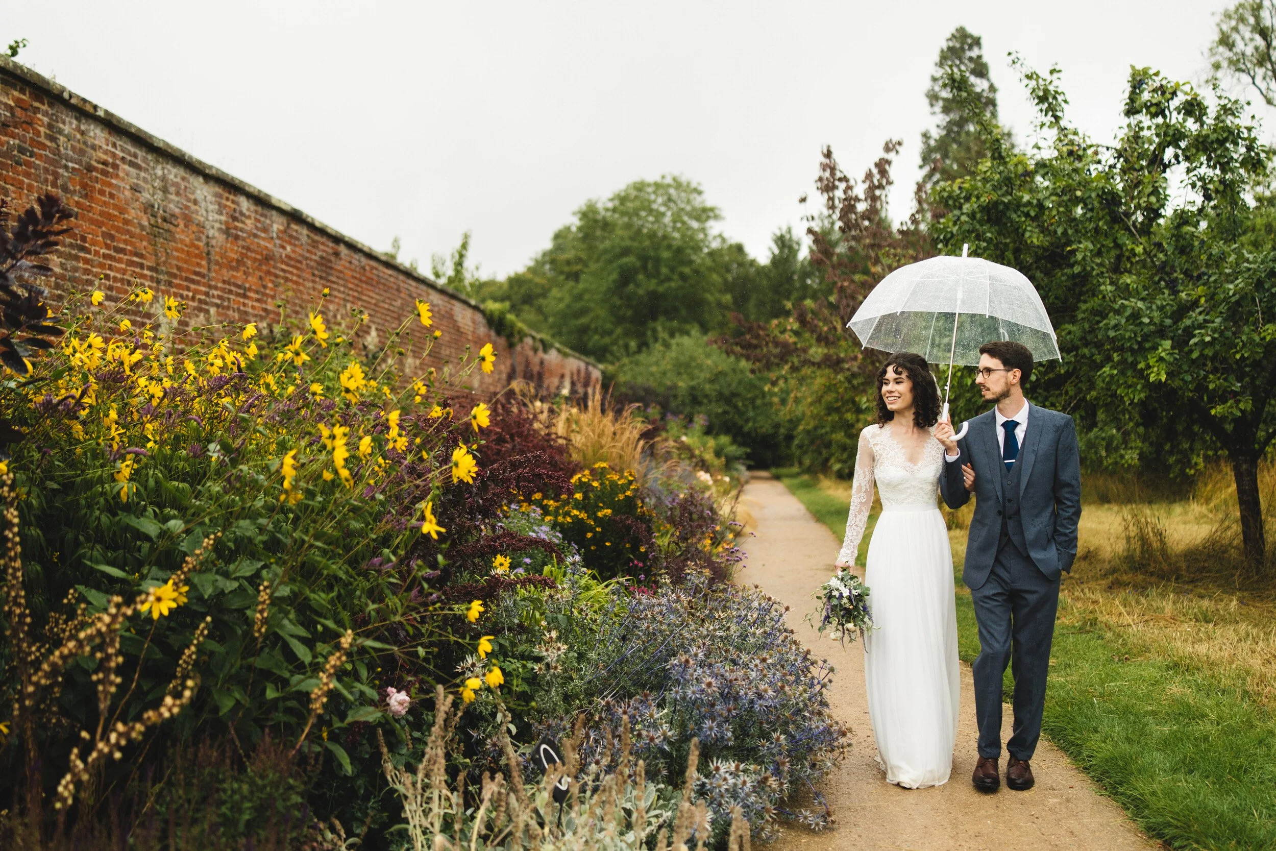 051_wimpole-gardens-longstowe-hall-cambridge-wedding-photography_cat-lane-photo.jpg