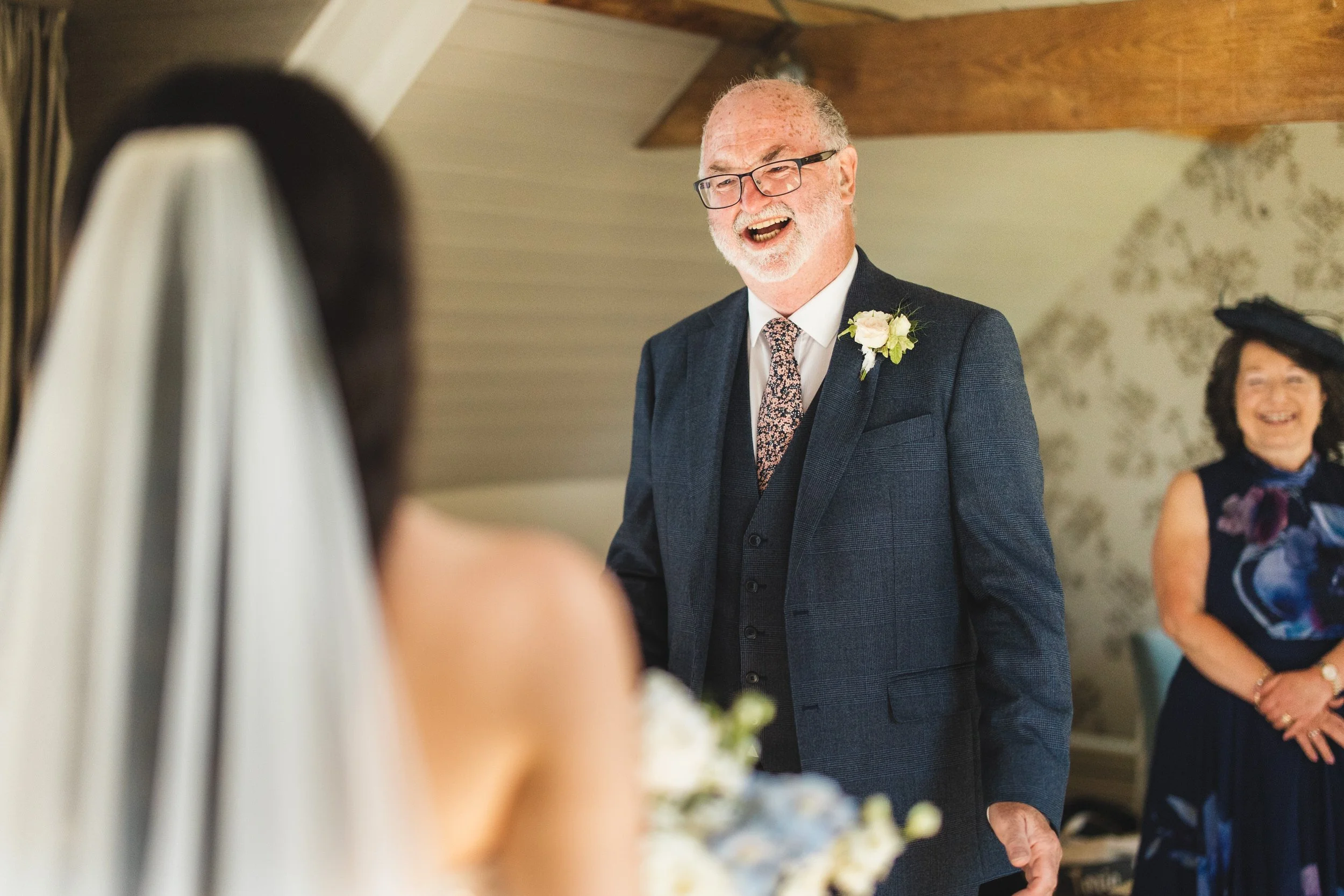 25__may-outdoor-wedding-south-farm-hertfordshire.jpg