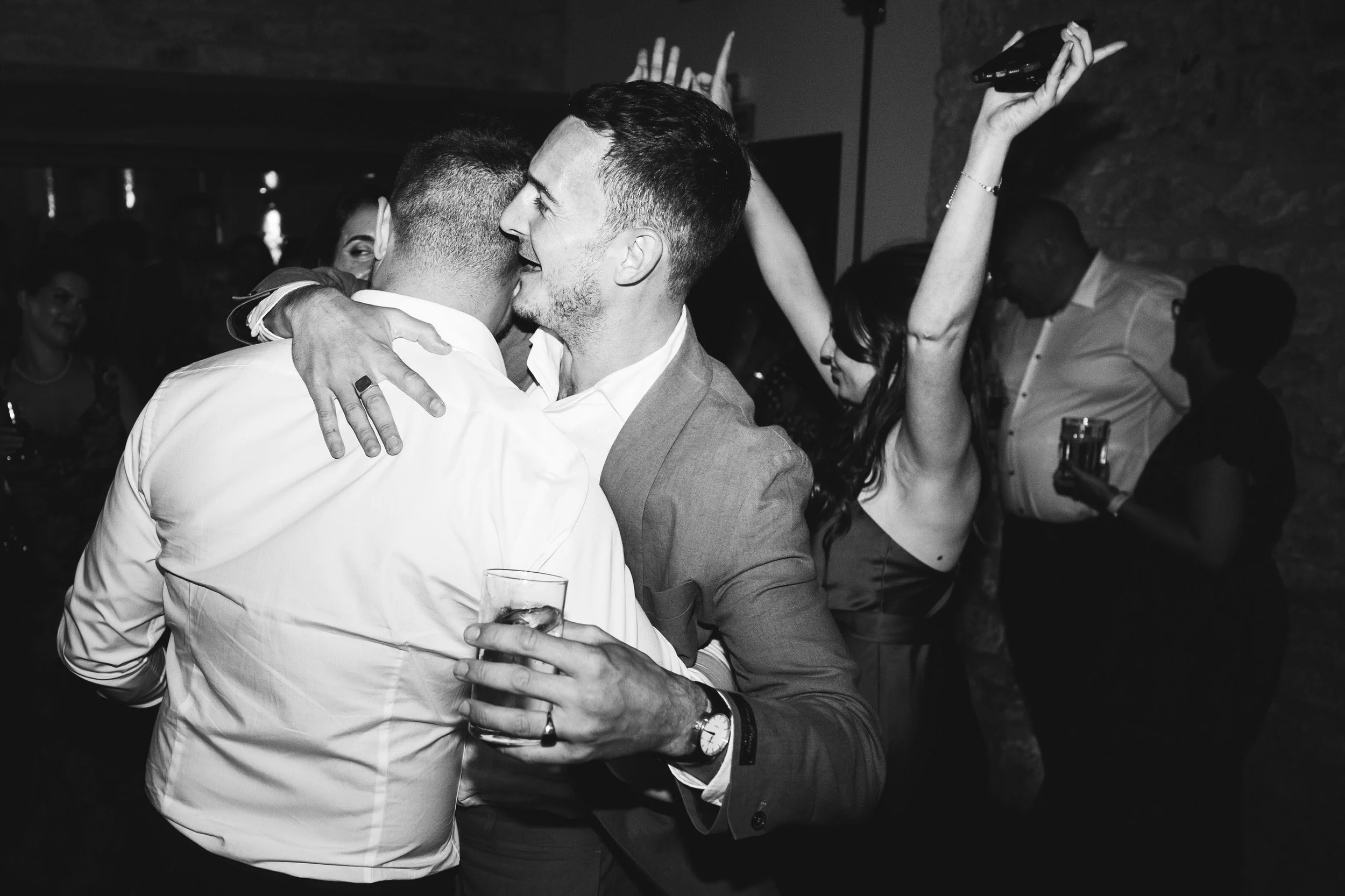 097_outdoor-ceremony-huntsmill-farm-wedding-photography_cat-lane-photo.jpg