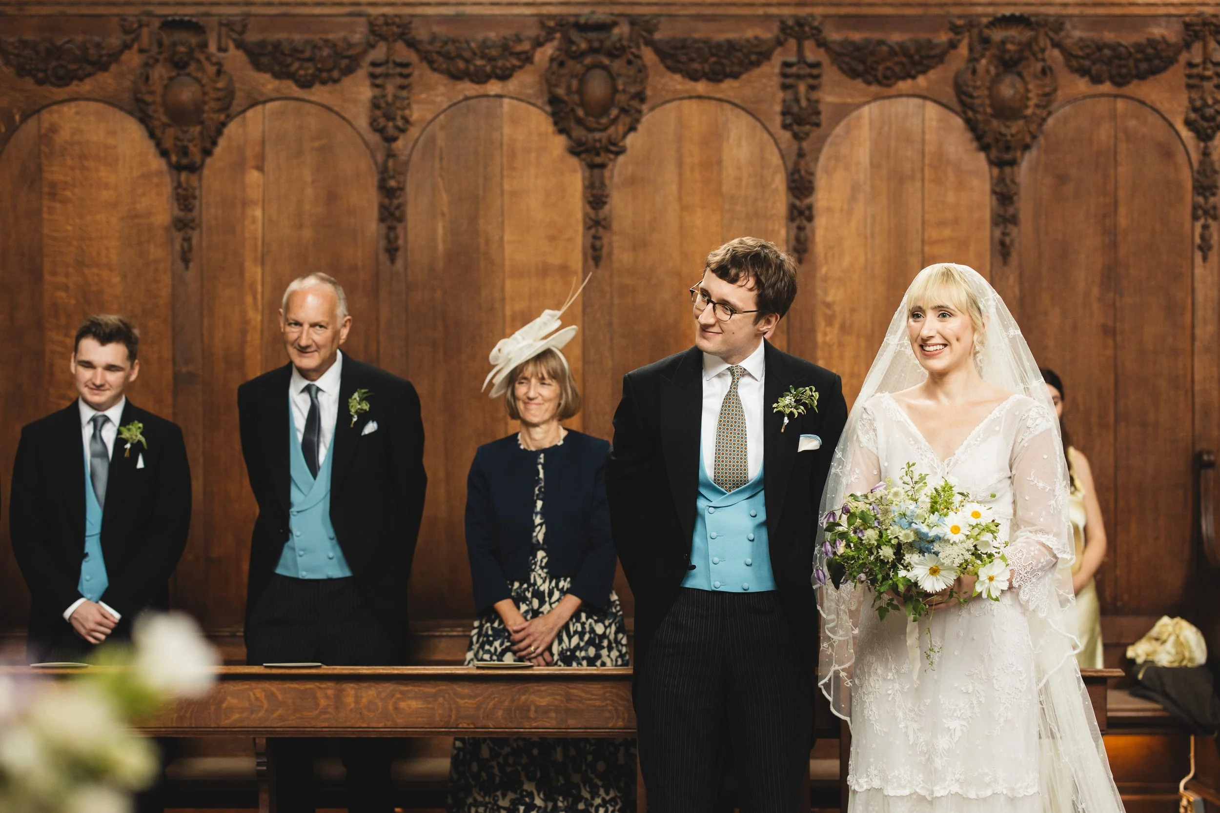 035_pembroke-college-chapel-cambridge-wedding-photography_cat-lane-photo.jpg