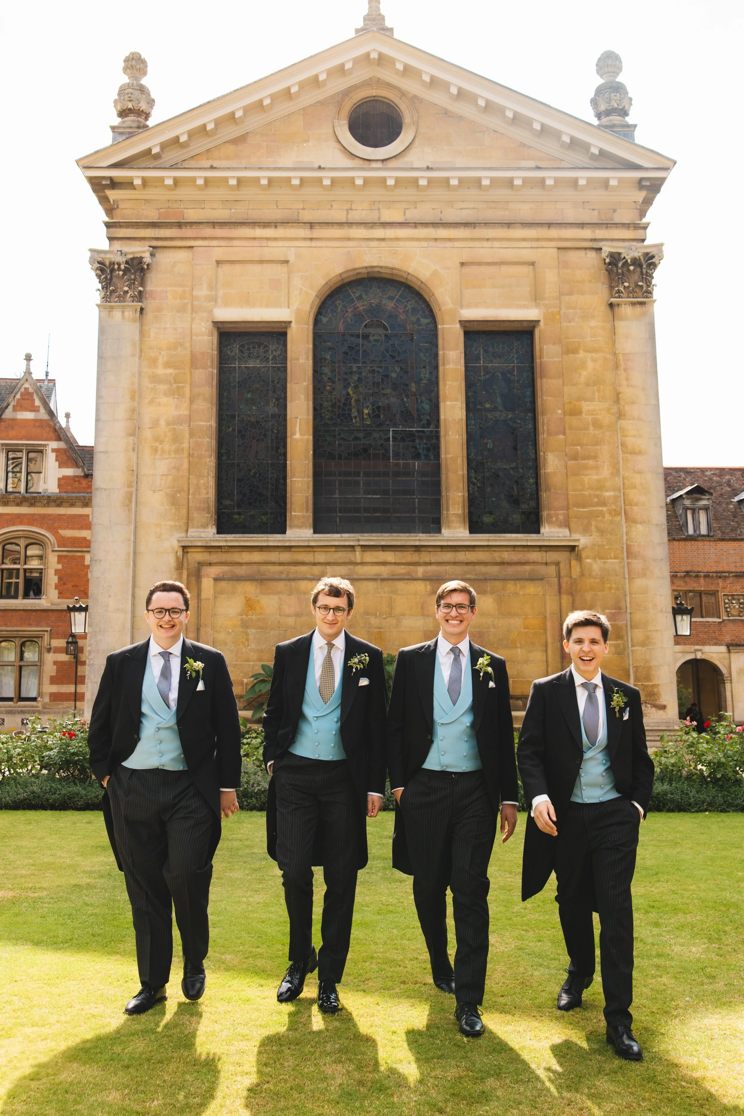 052_pembroke-college-chapel-cambridge-wedding-photography_cat-lane-photo.jpg