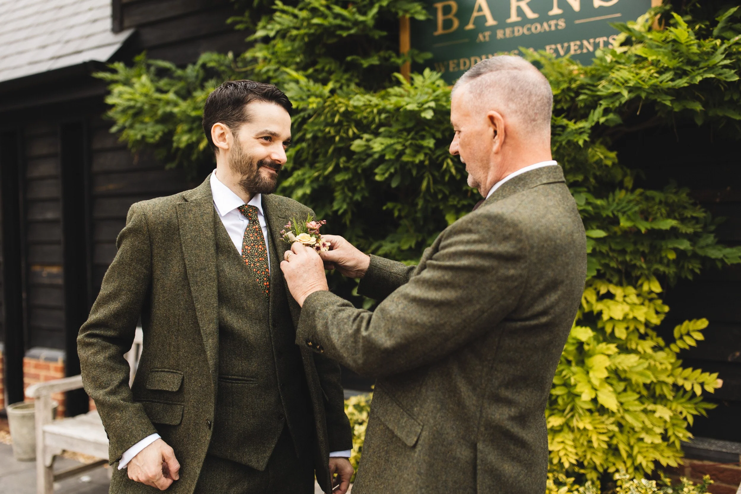 019_the-barns-at-redcoats-hertfordshire-wedding-photography_cat-lane-photo.jpg