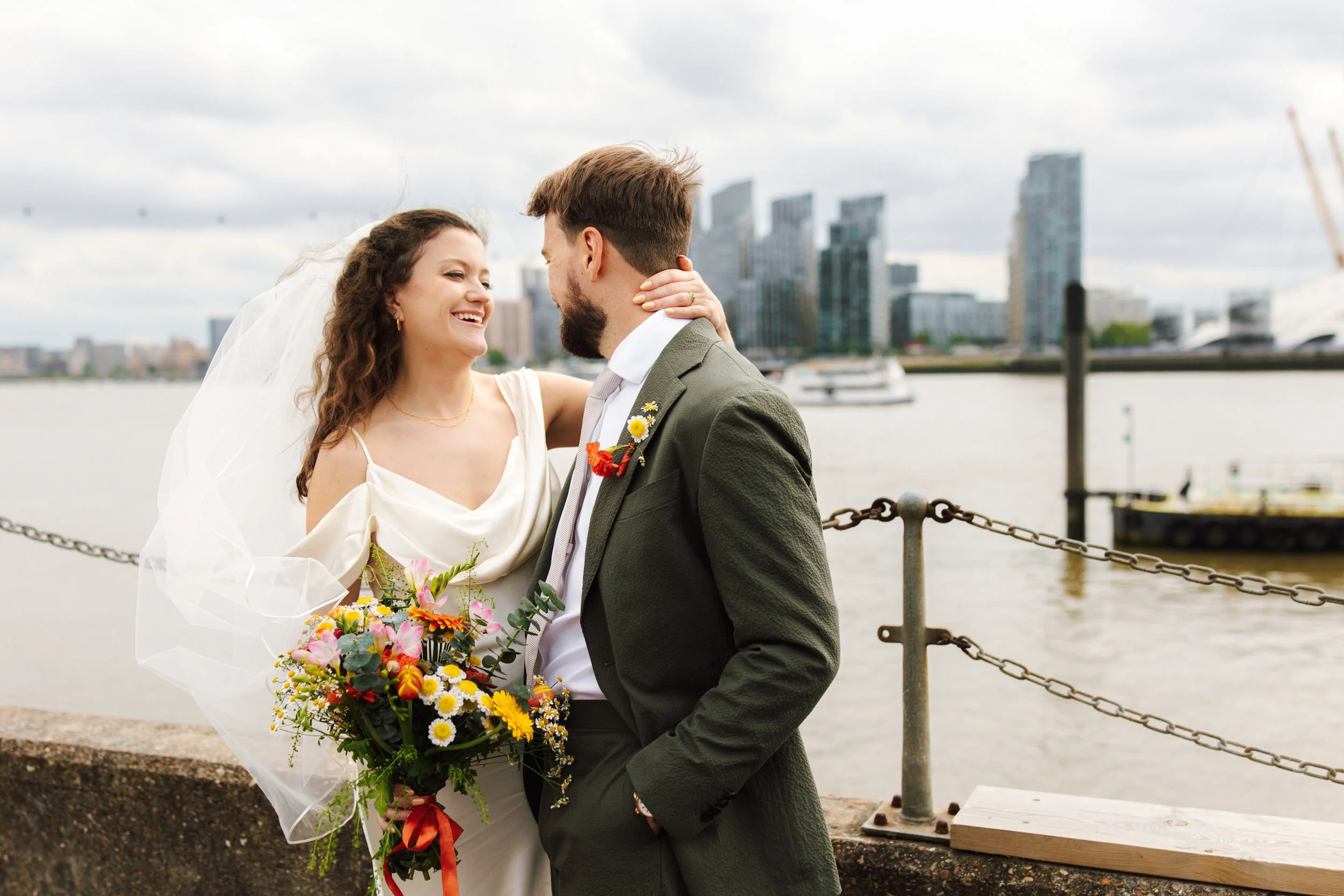 068_trinity-buoy-wharf-wedding-photographer_cat-lane-photo.jpg