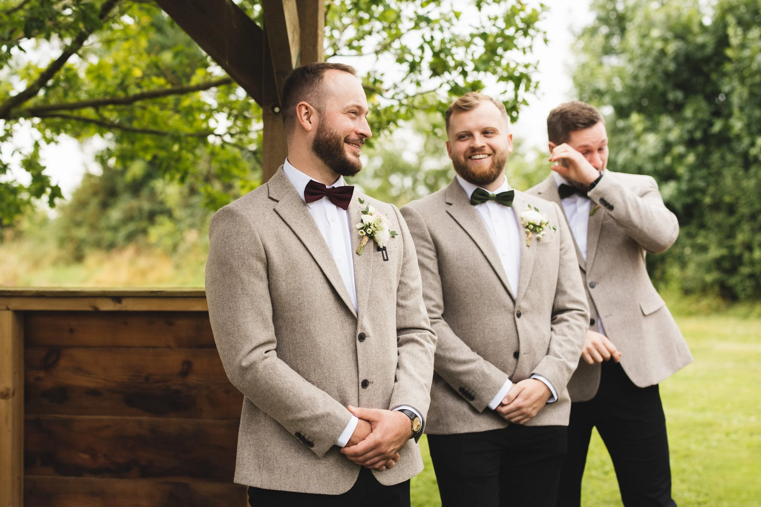 023_outdoor-ceremony-huntsmill-farm-wedding-photography_cat-lane-photo.jpg