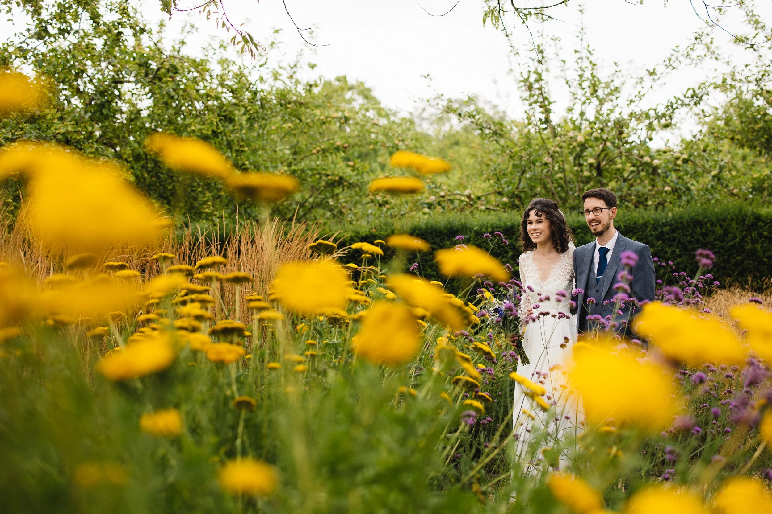 044_wimpole-gardens-longstowe-hall-cambridge-wedding-photography_cat-lane-photo.jpg