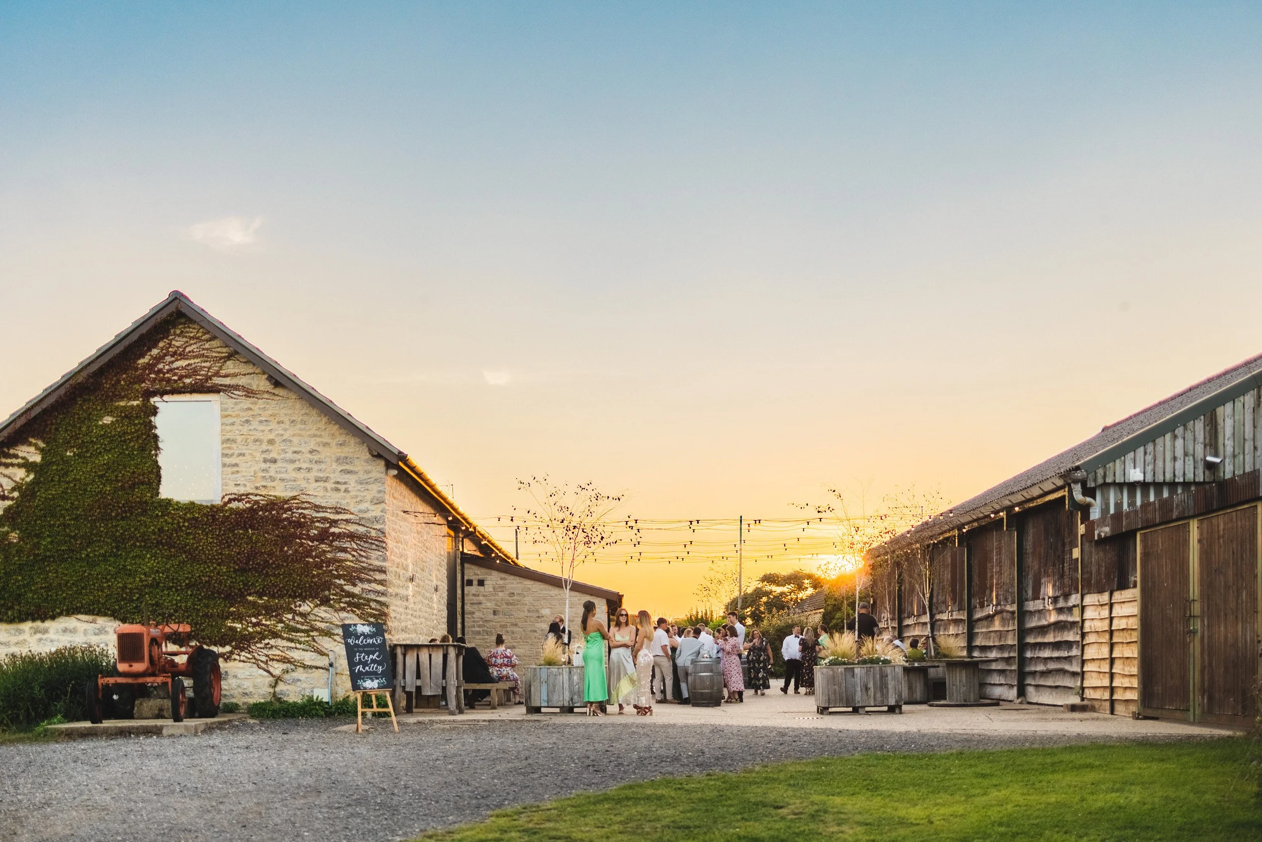 091_outdoor-ceremony-huntsmill-farm-wedding-photography_cat-lane-photo.jpg