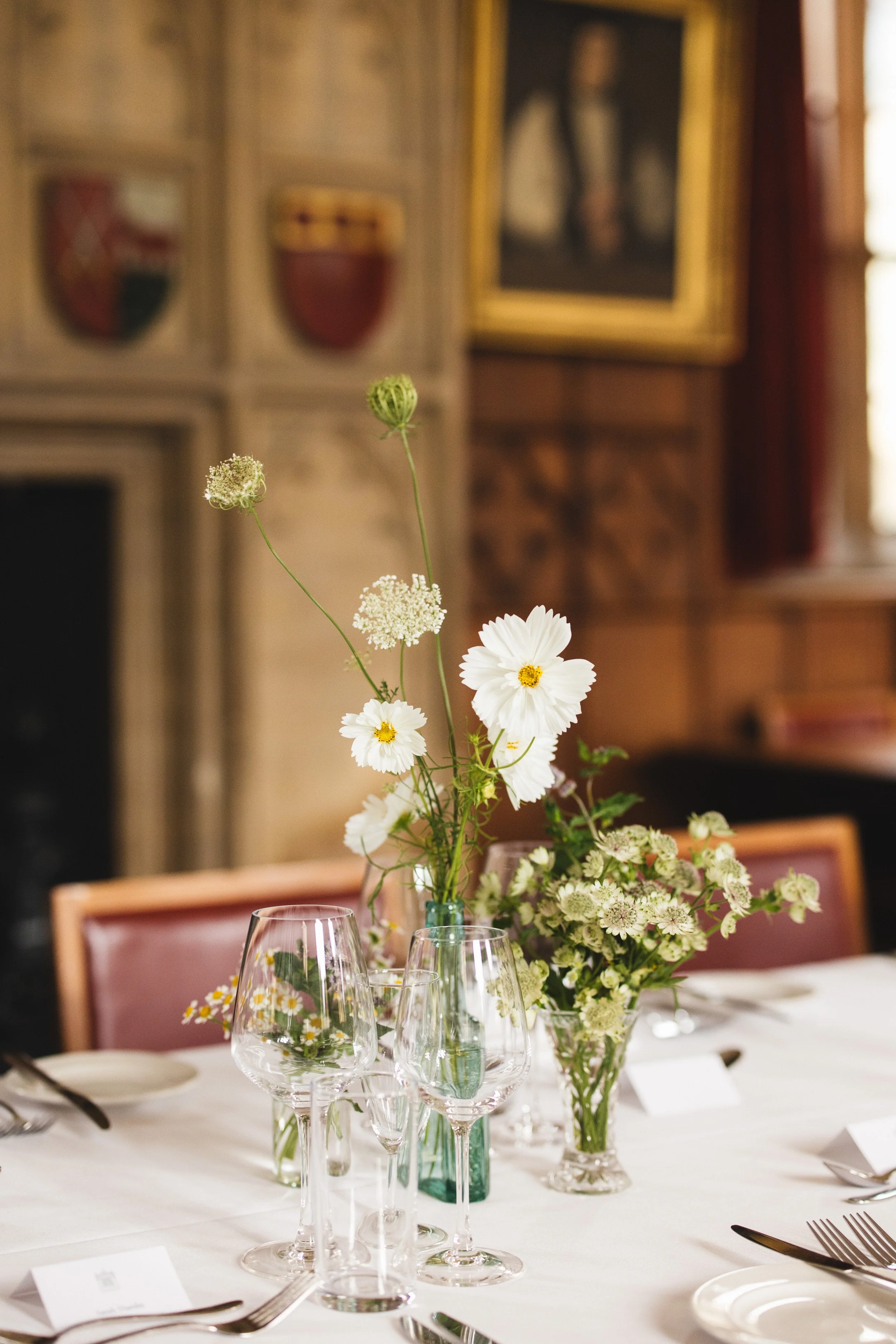 067_pembroke-college-chapel-cambridge-wedding-photography_cat-lane-photo.jpg
