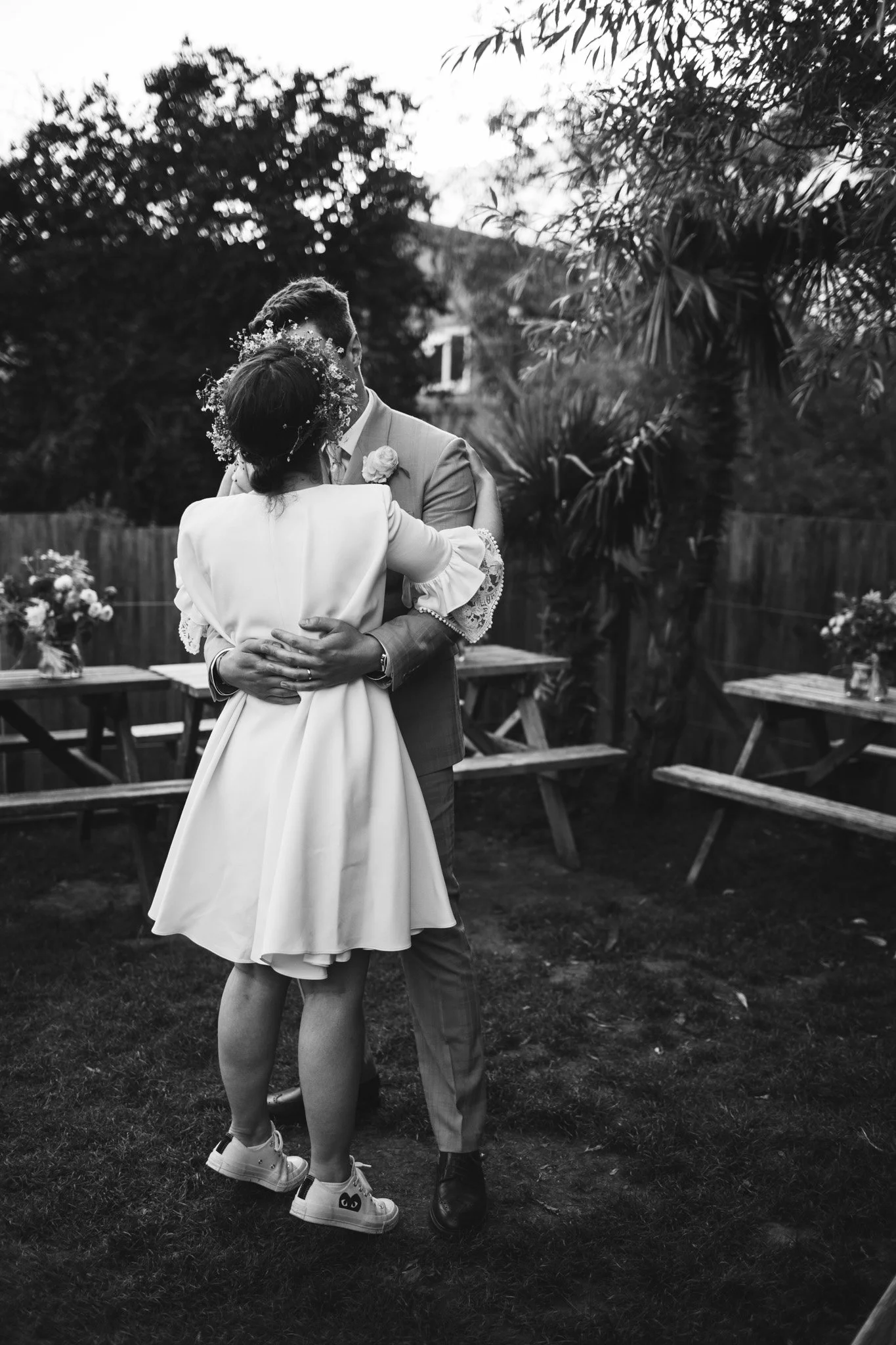 071_the-sun-felmersham-bedfordshire-micro-wedding-photography.jpg