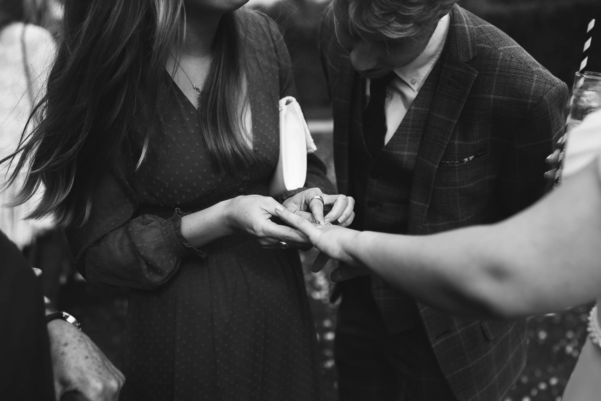 064_the-barns-at-redcoats-hertfordshire-wedding-photography_cat-lane-photo.jpg