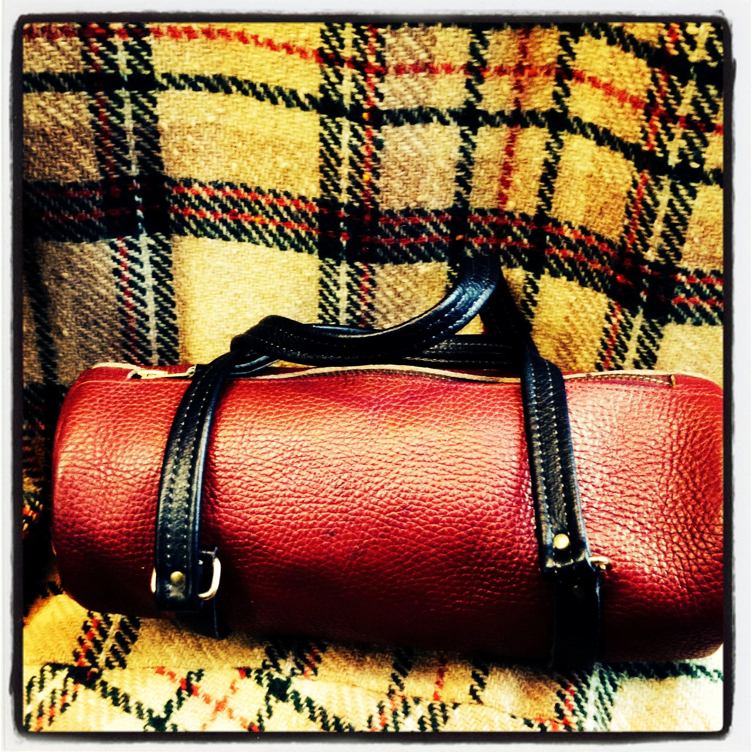cyclindrical pebble leather purse