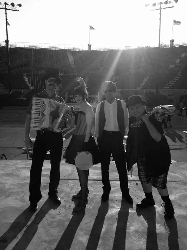 At Forest Hills - Recreating iconic Dylan Photo