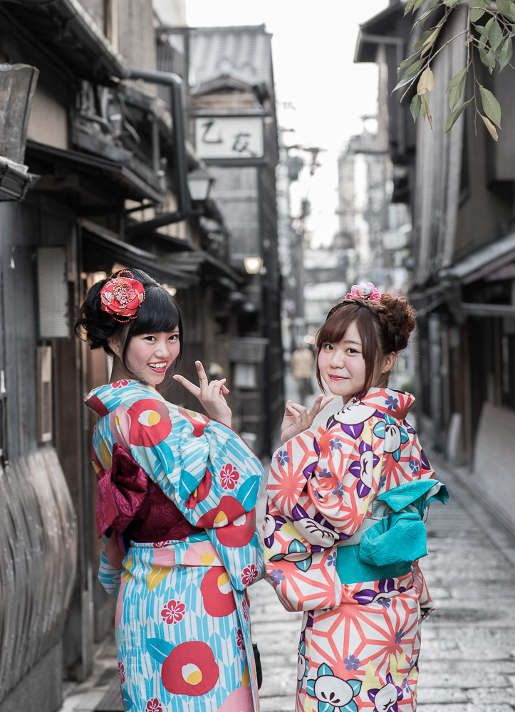 Girls in Yukata