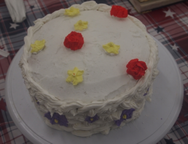 An ordinary cake decorated with royal icing.