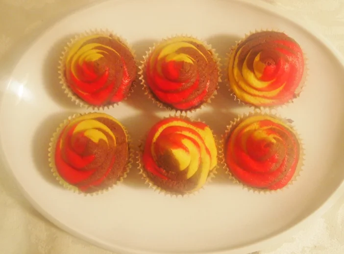Apple cupcakes - perfect for celebrating the fall season. Now with a new swirl icing.