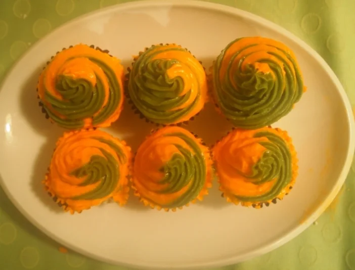 Fall flavor cupcakes - but with another new swirl of fall colors.