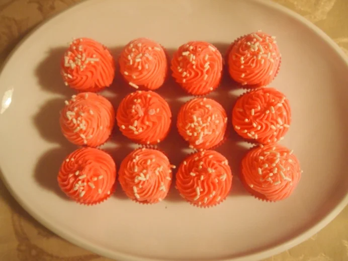 Mini pink velvet in honor of breast cancer awareness month. With Swiss buttercream.