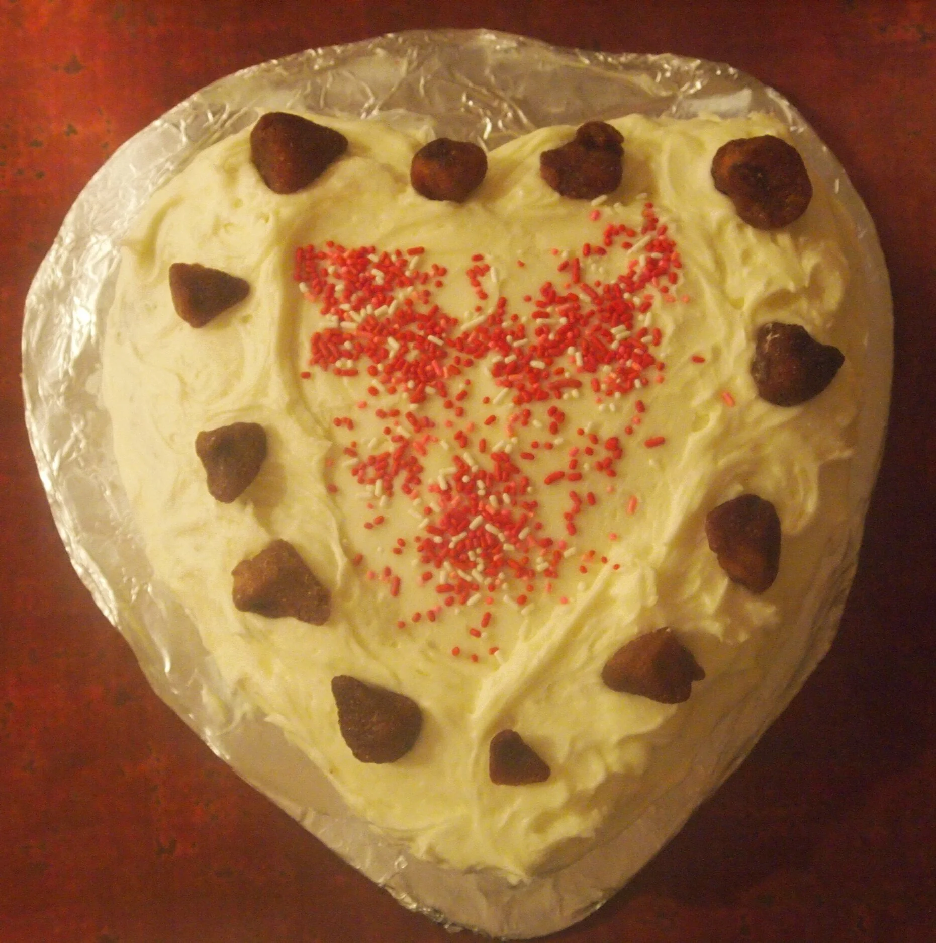 Red velvet with marshmallow buttercream and topped with dried strawberries.