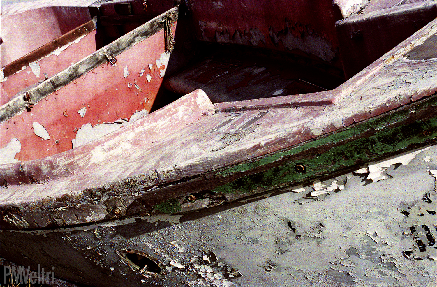 r12-f18A.jpg