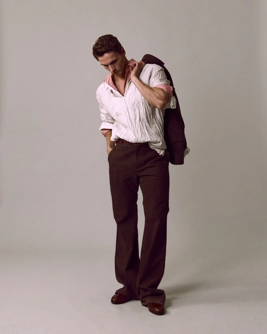 Mergim Shabani LE MILE Magazine DIGITAL COVER SS26 Mërgim wears blazer, pants and belt by LOUIS VUITTON, shirts by CARUSO and ZEGNA and shoes by CHURCH’S