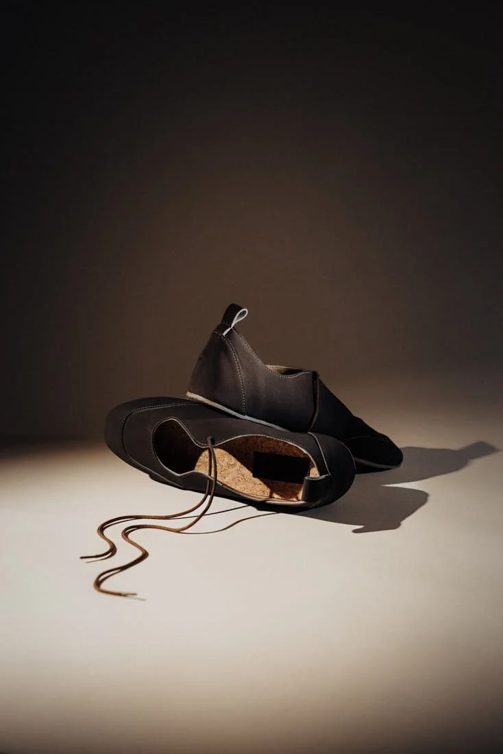 AGAZI LOUISE Matte Brown Poland made LE MILE Magazine