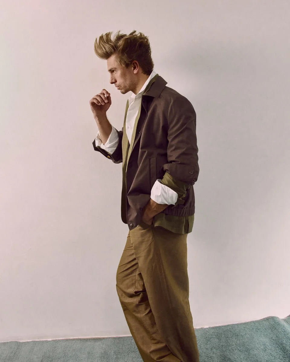 LE MILE Magazine James Yates GANT SS26 Digital Cover James wears jacket CANALI, blazer POLO RALPH LAUREN, shirt DOLCE&GABBANA, pants QUARTO ATTO, shoes GANT