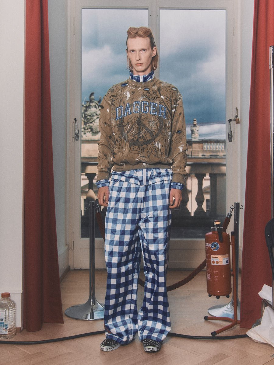 LE MILE Magazine Berlin Fashion Week SS27 editor Klaas Hammer photo Nicolai Sauer Brand Dagger