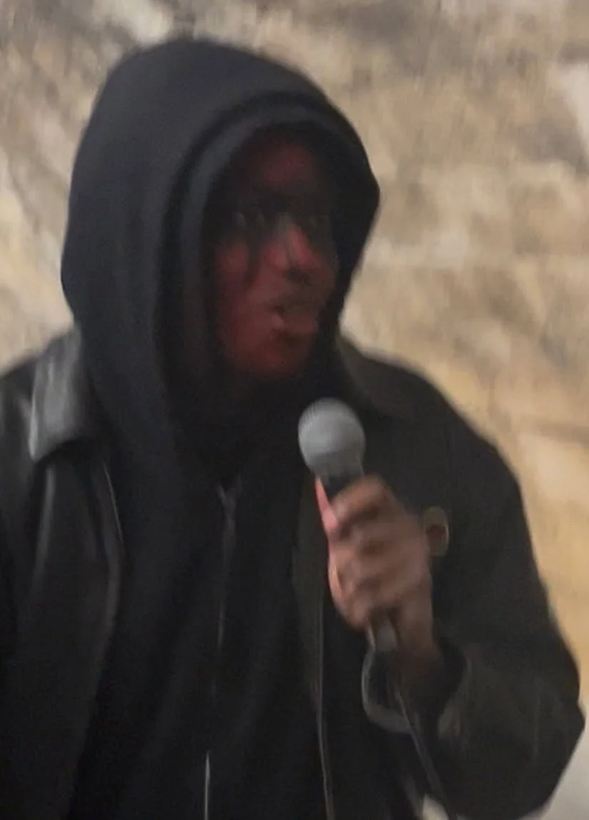 Vialice during his gig ans Paris