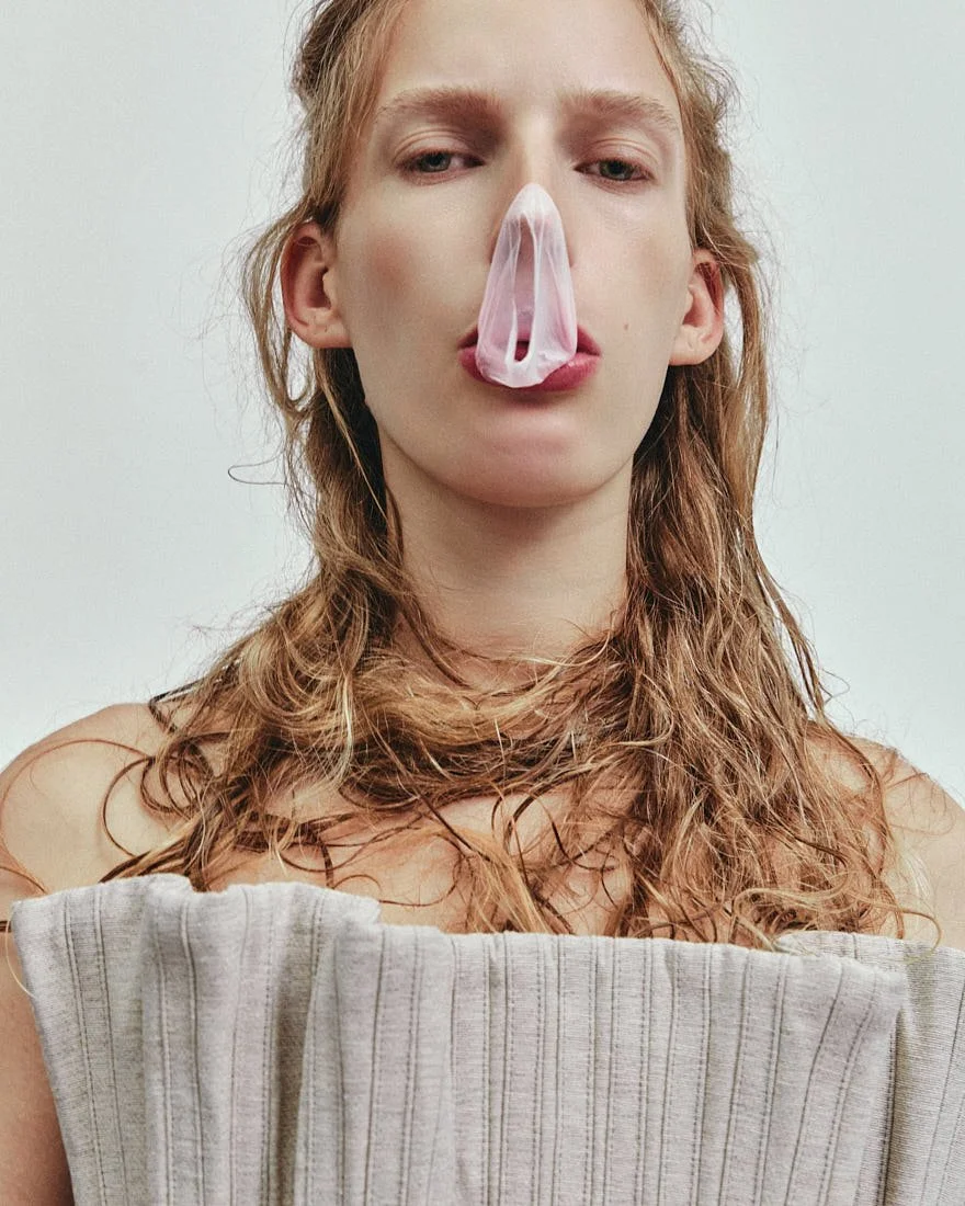 KIRA ALFERINK for LE MILE Magazine Digital Fashion Editorial SS26 photo by Antonio Crotti Kira wears a corset by LOUIS VUITTON