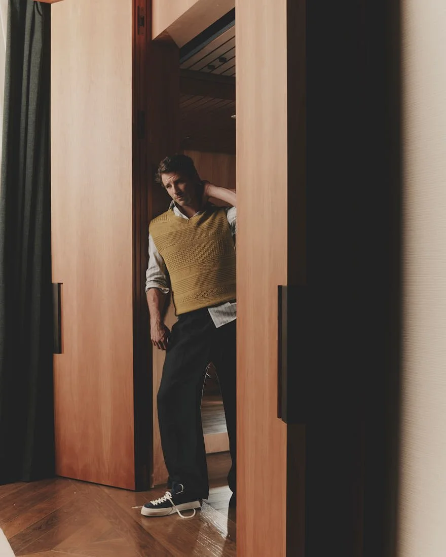 Taylor Phillips LE MILE Magazine Digital Cover SS26 Taylor wears vest by PAUL SMITH, shirt by ETRO, pants by SETCHU and shoes by AQV A ALTA
