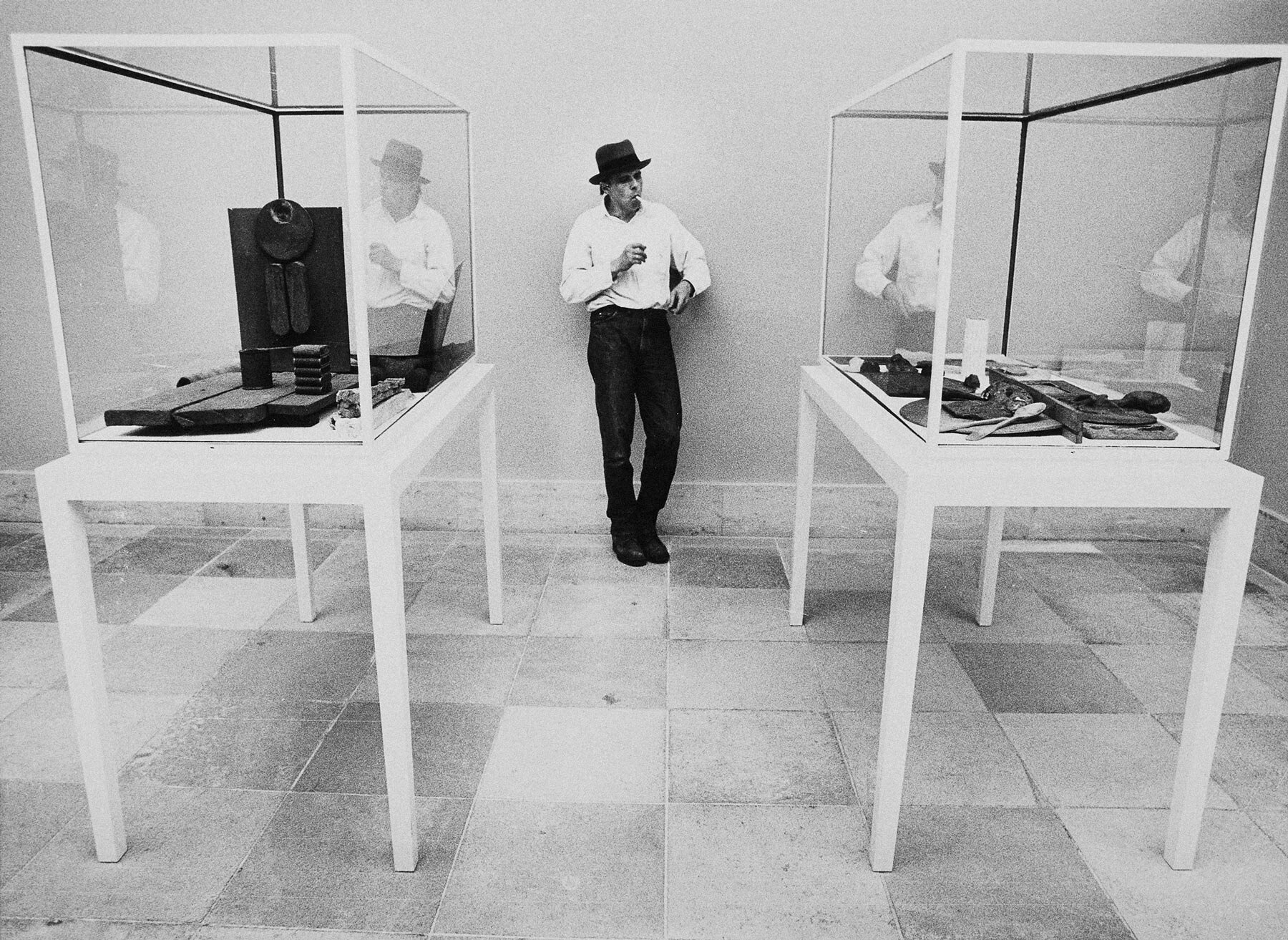 LE-MILE-Magazine-written-Tgen-Donovan-BASTIAN-Gallery-London-Joseph-Beuys,-BASTIAN-2019-(3).jpg