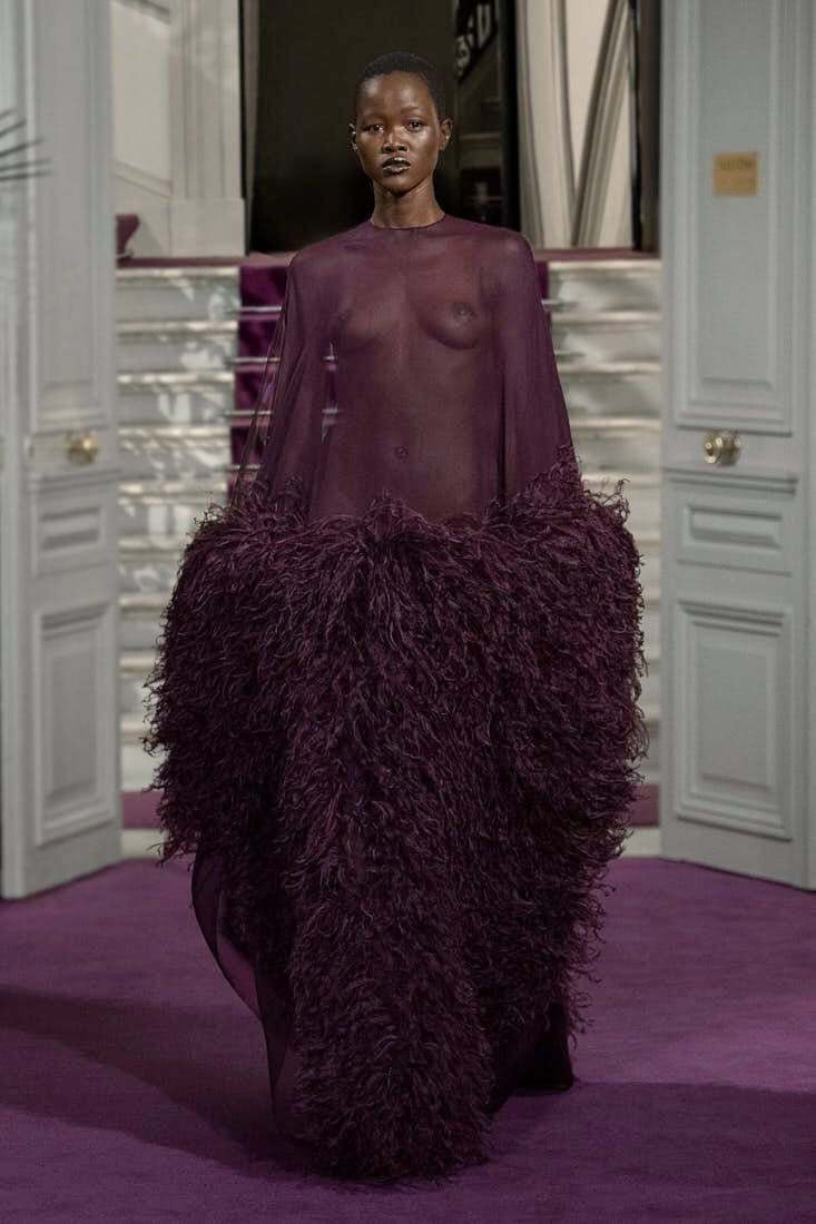 VALENTINO Haute Couture 2024 LE SALON 10.jpg