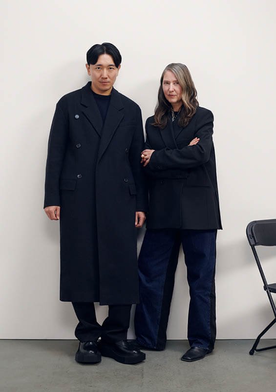 Rok Hwang *A Radical Remix