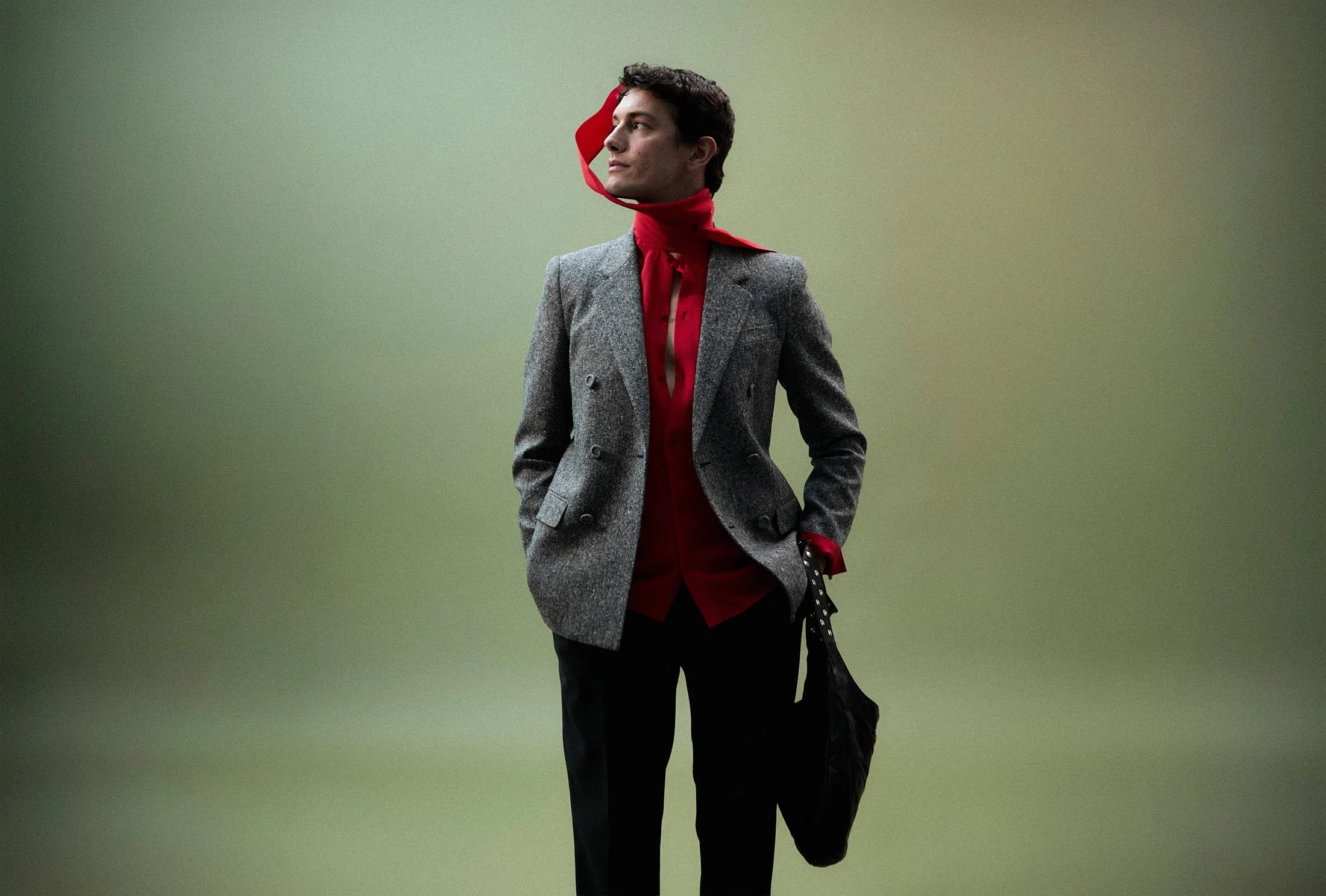 LE MILE Magazine | Digital Fashion Editorials & Creative Photography -  Tommaso Bellini in Valentino FW25  LE MILE Digital Cover Story 'Braving  the Cut'