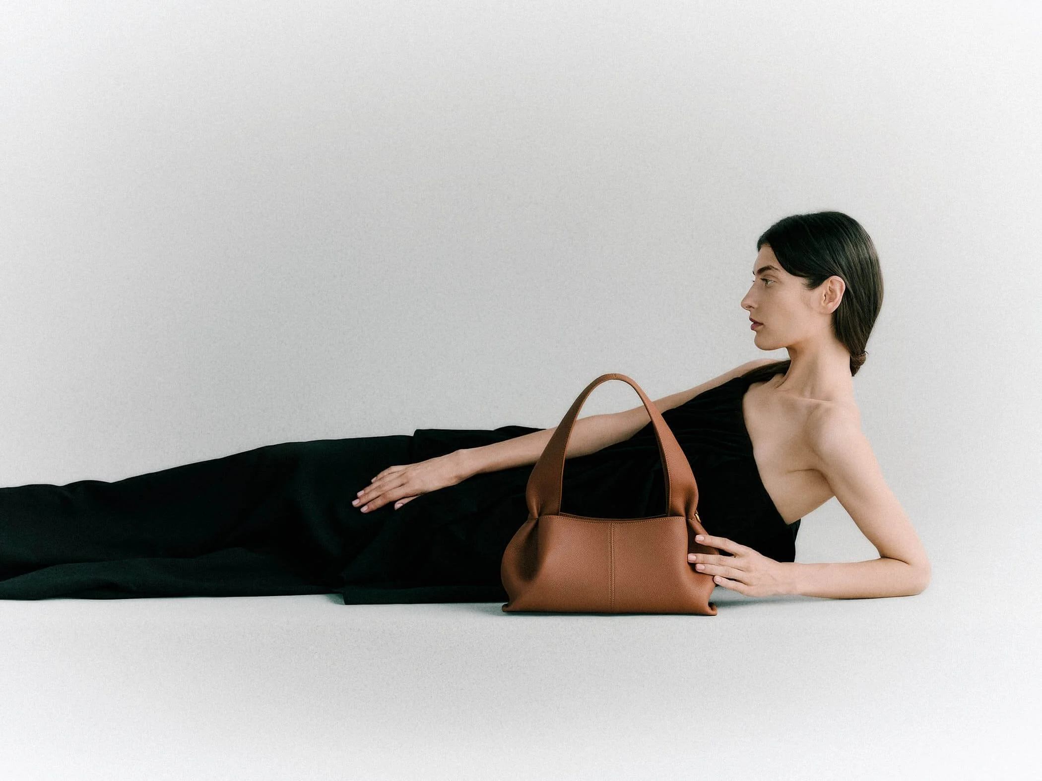 Fashion News, Cultural Highlights - Polène Numéro Neuf East-West 