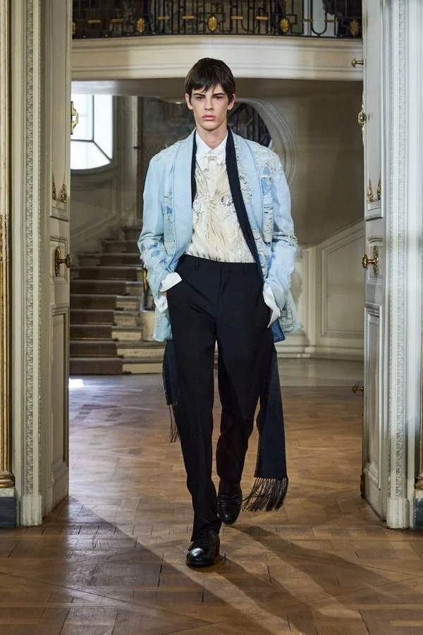 DIOR-SUMMER-2027-COLLECTION-KEYLOOKS-RUNWAY-LE-MILE-Magazine- 4.jpg