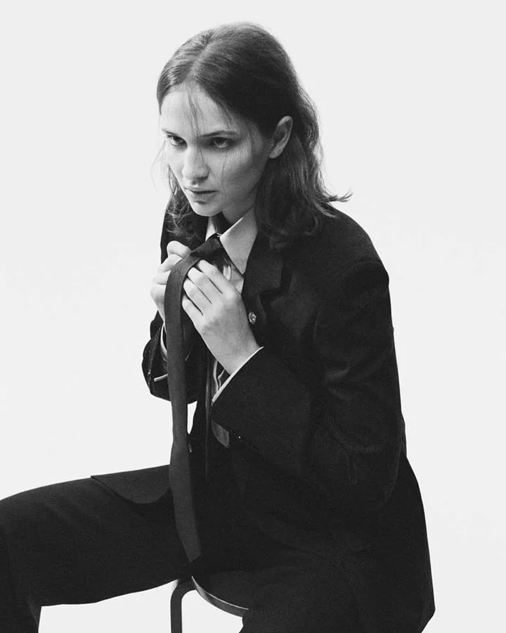 Inside the Moment of Action with Lisa Vicari