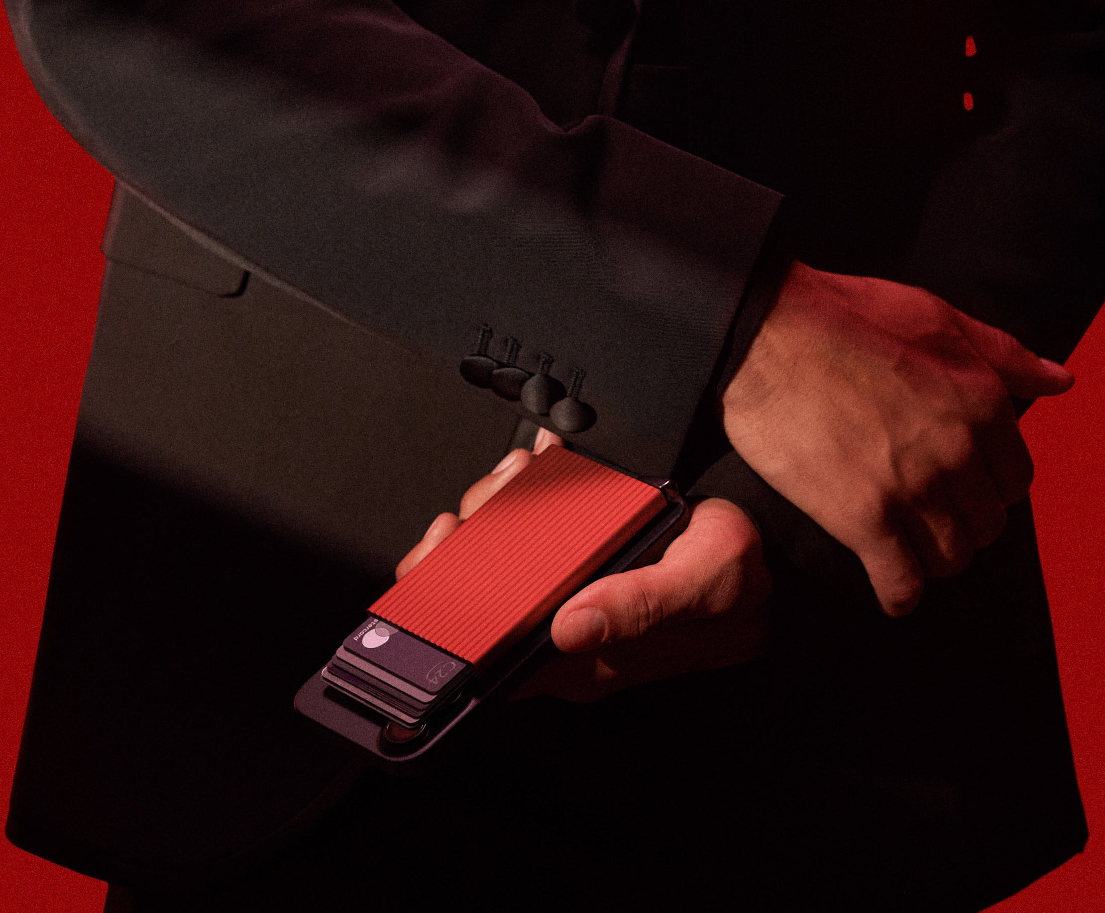 SECRID and the Things We Carry - The Contemporary Wallet Reconsidered